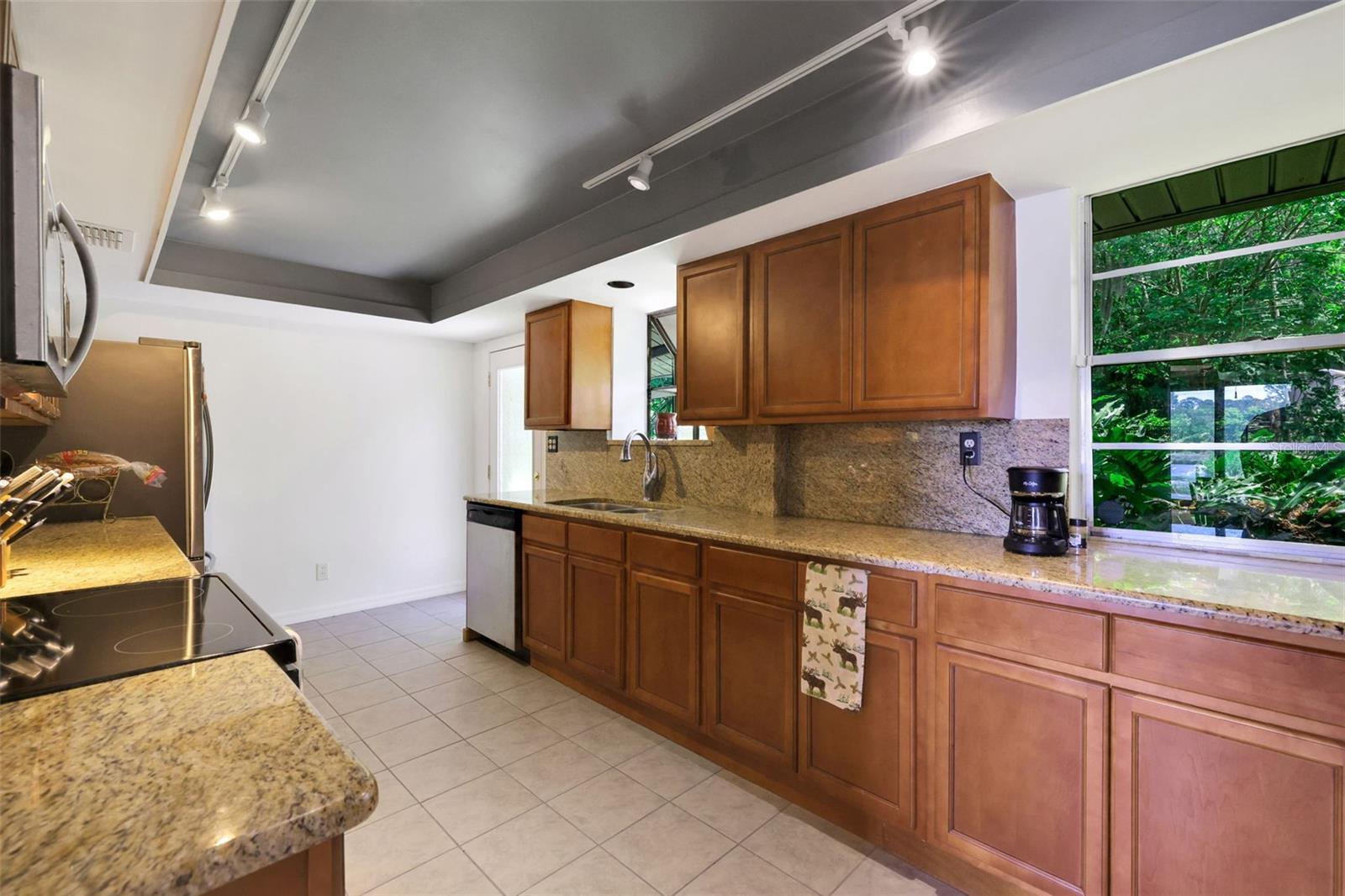 Image 39 of 59 For 6732 Oakwood Drive
