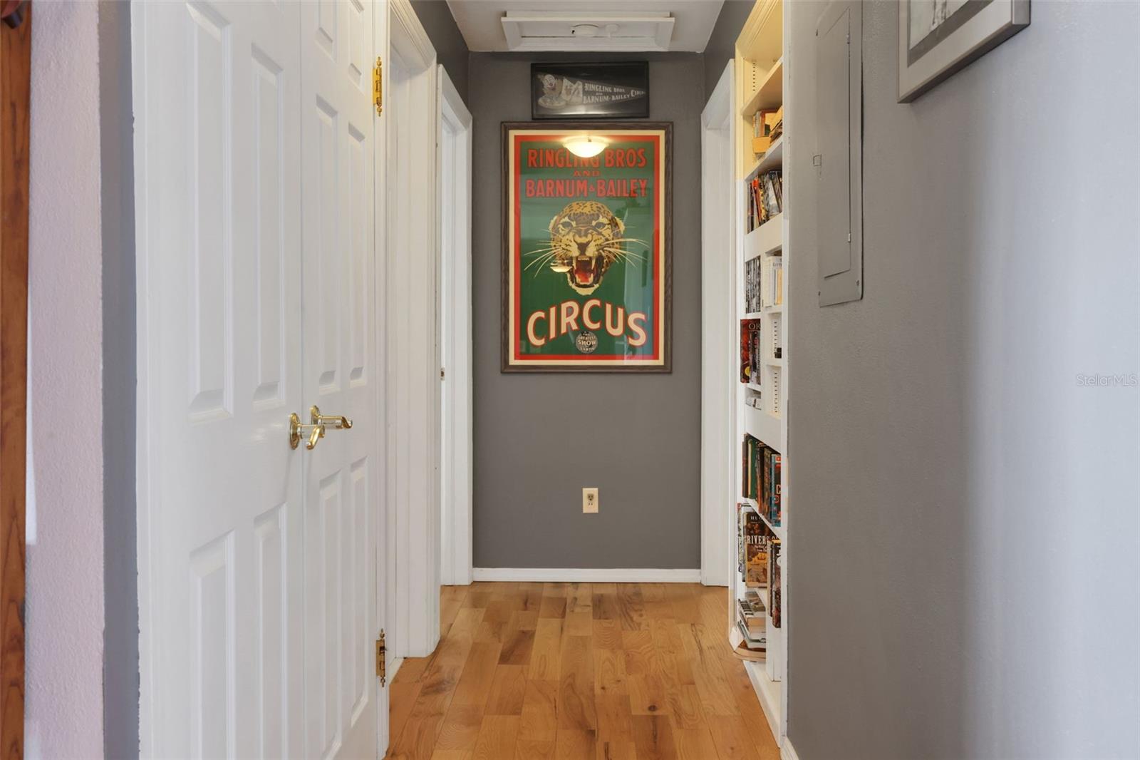 Image 44 of 59 For 6732 Oakwood Drive