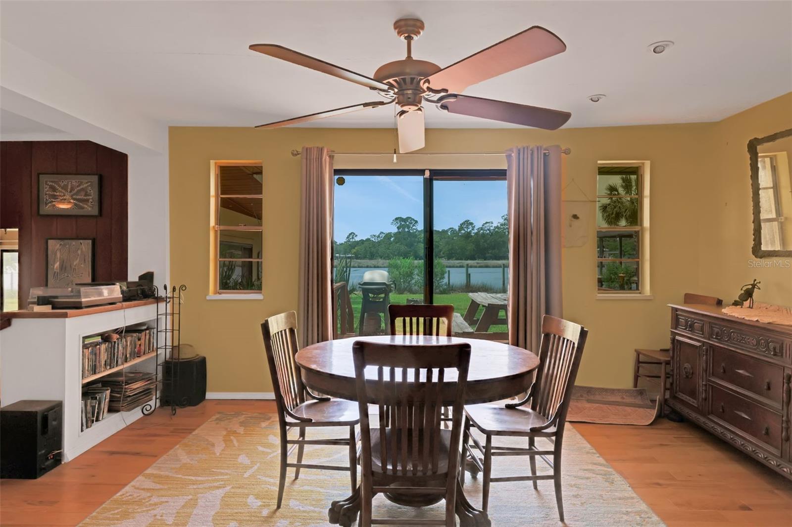 Image 46 of 59 For 6732 Oakwood Drive
