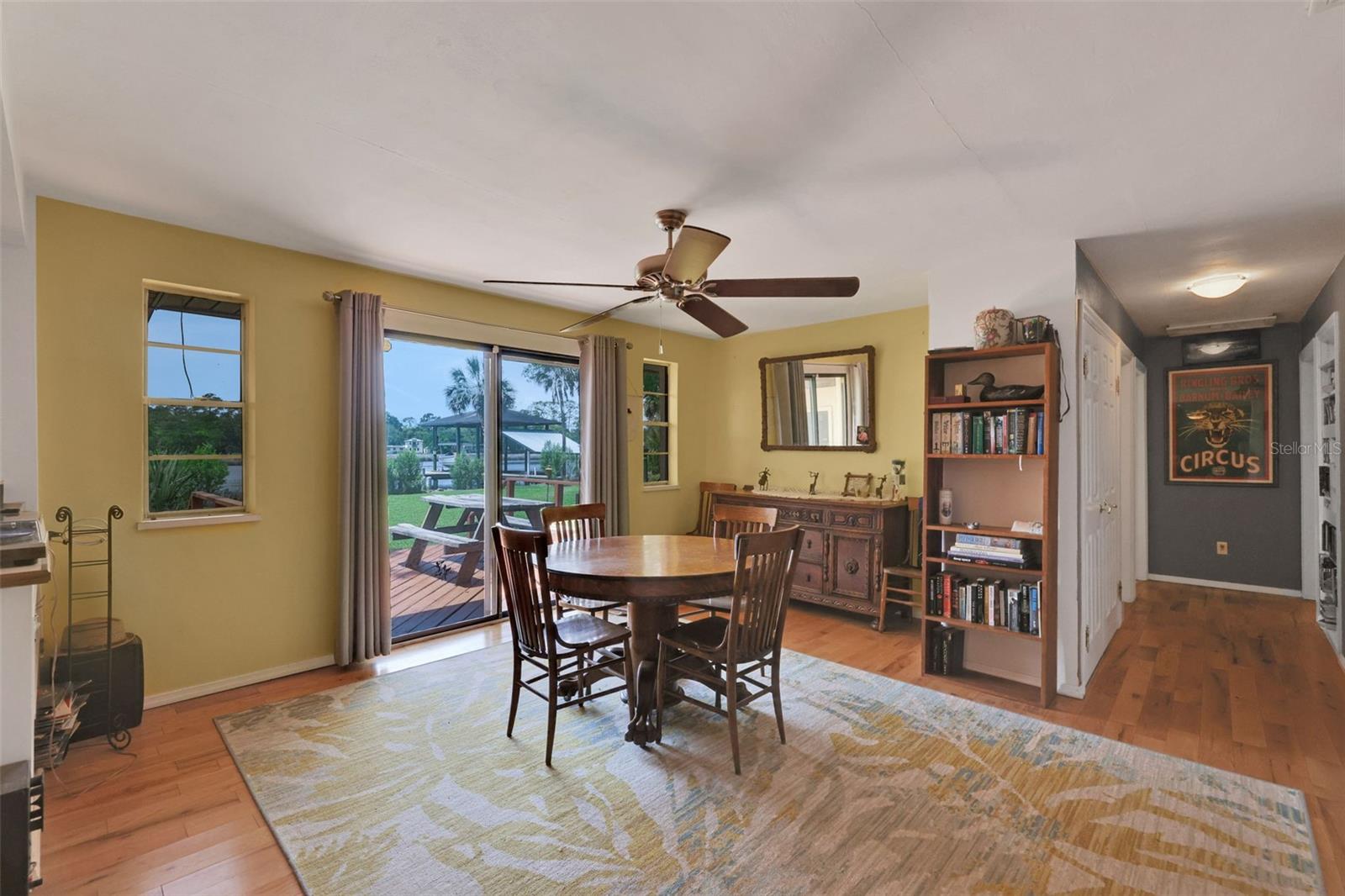 Image 47 of 59 For 6732 Oakwood Drive