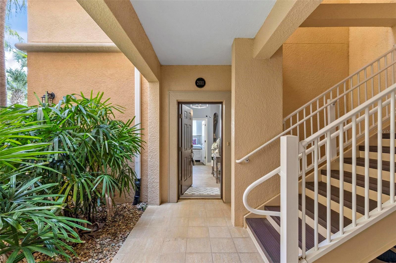 Image 4 of 62 For 55 Riverview Bend S 2011