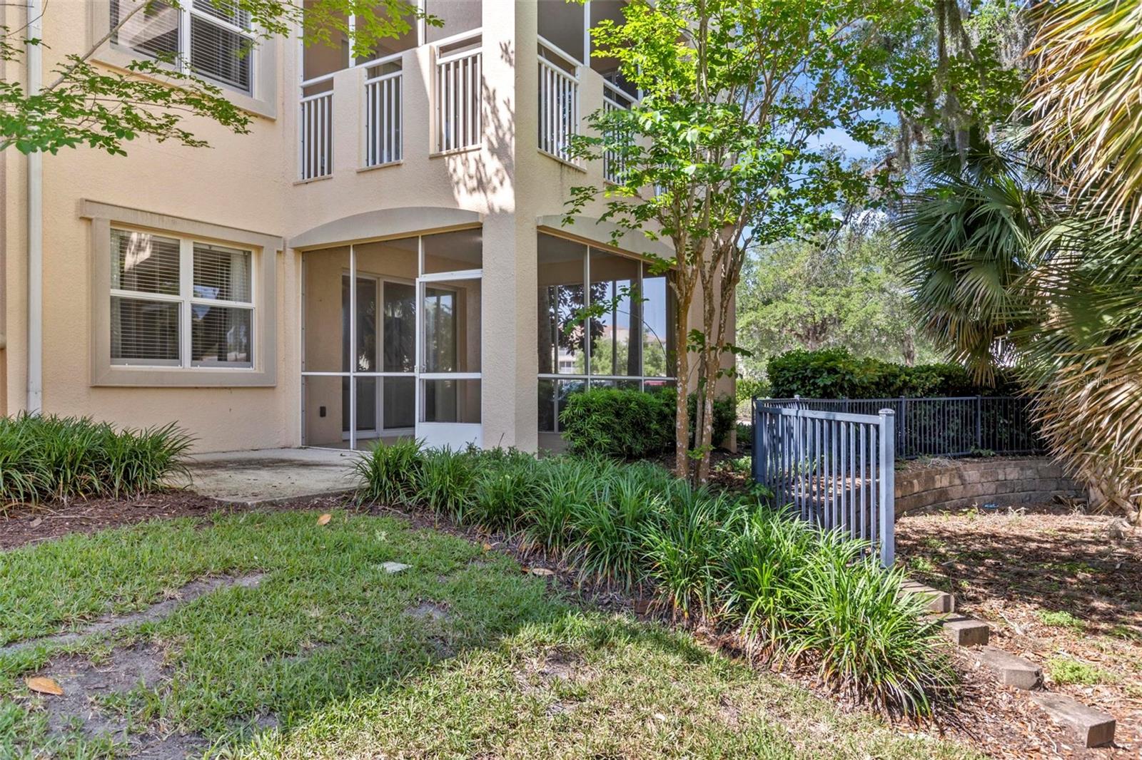 Image 43 of 62 For 55 Riverview Bend S 2011