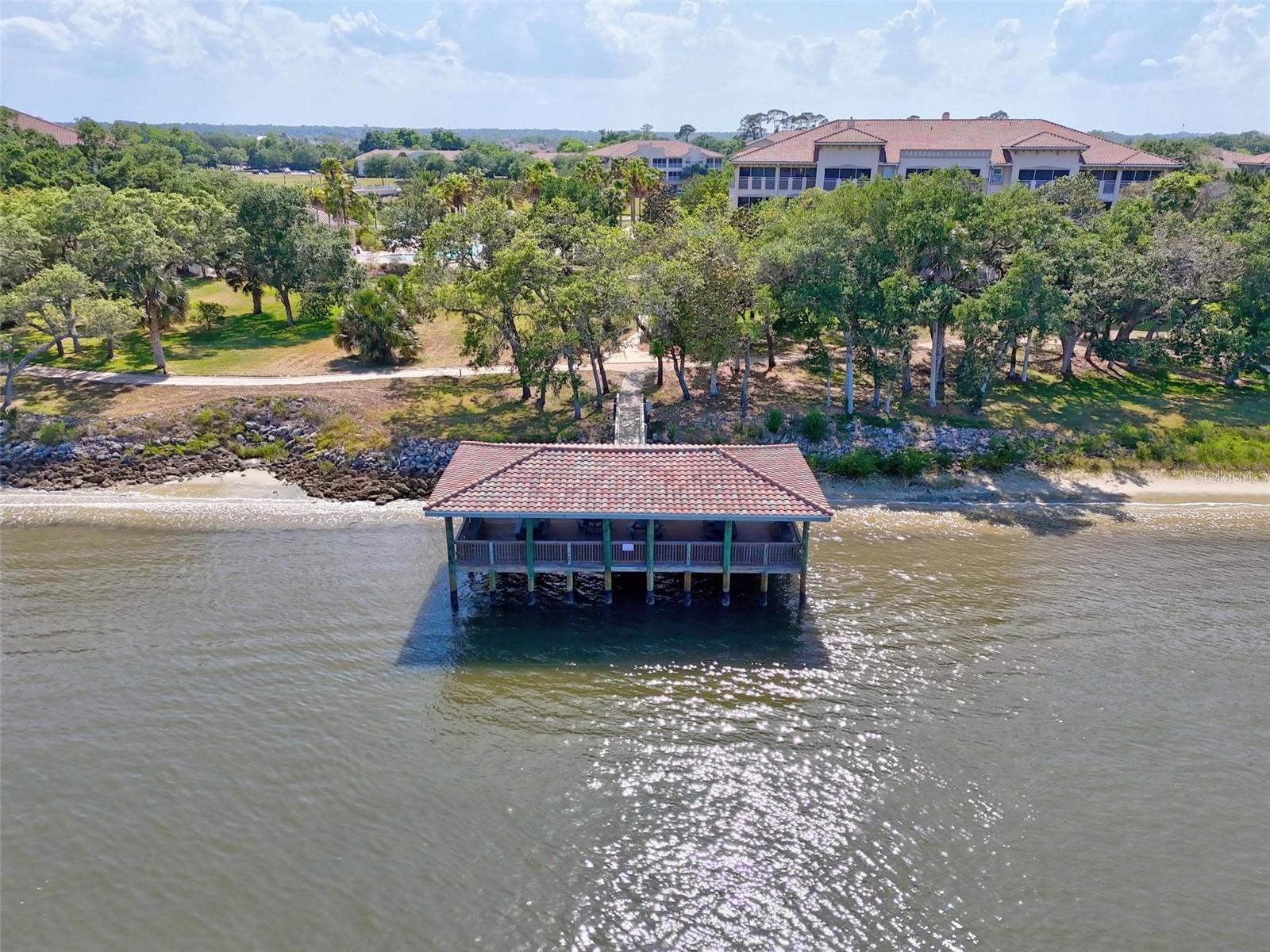 Image 54 of 62 For 55 Riverview Bend S 2011