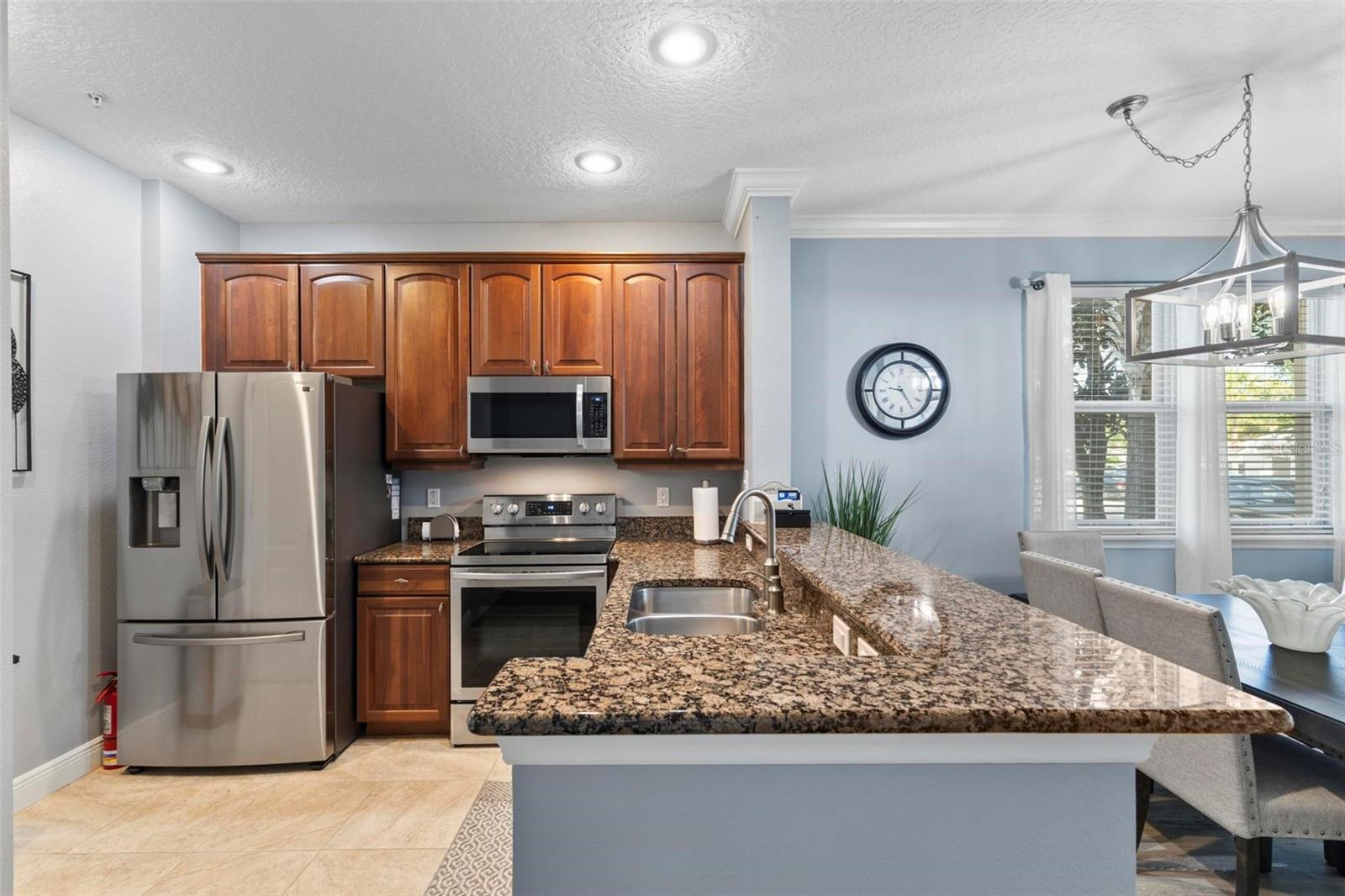Image 9 of 62 For 55 Riverview Bend S 2011