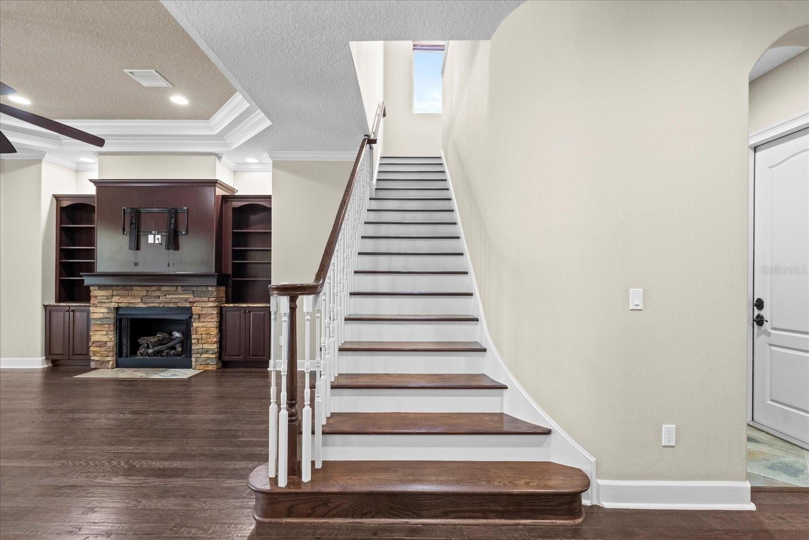 Image 16 of 64 For 97 Riverwalk Drive S