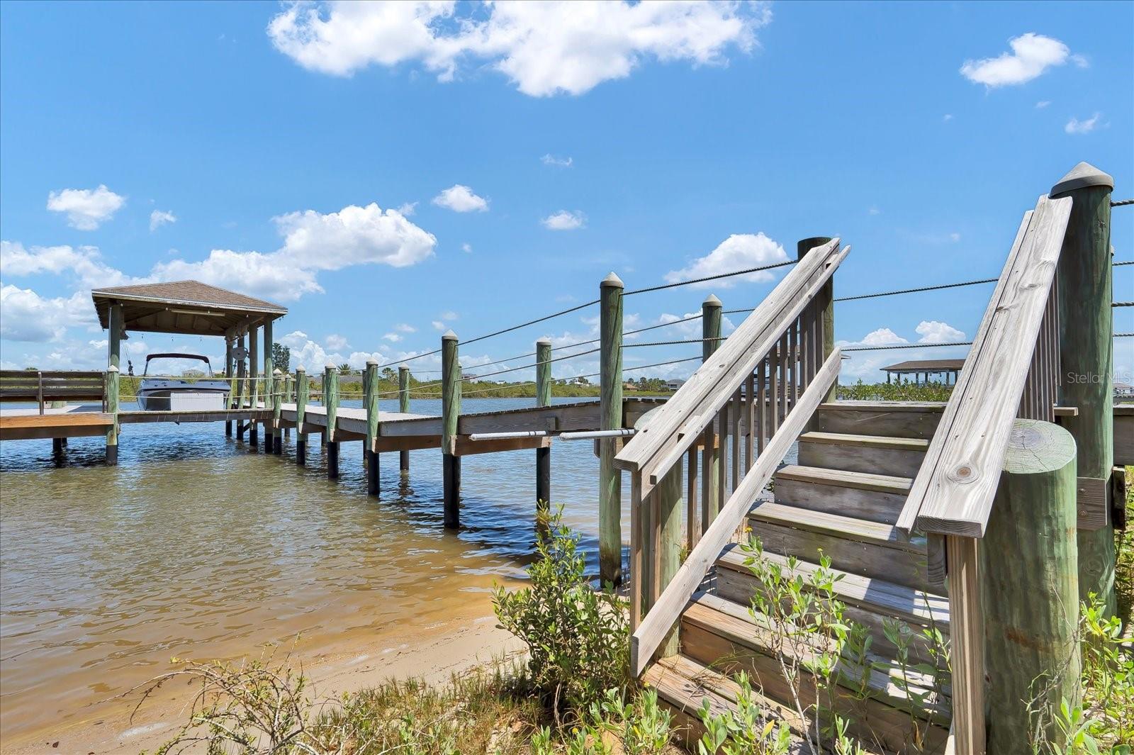 Image 38 of 64 For 97 Riverwalk Drive S