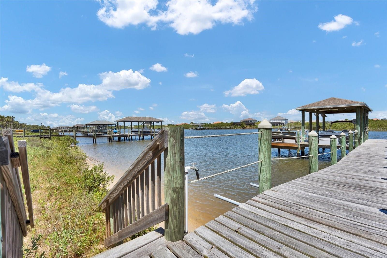 Image 41 of 64 For 97 Riverwalk Drive S