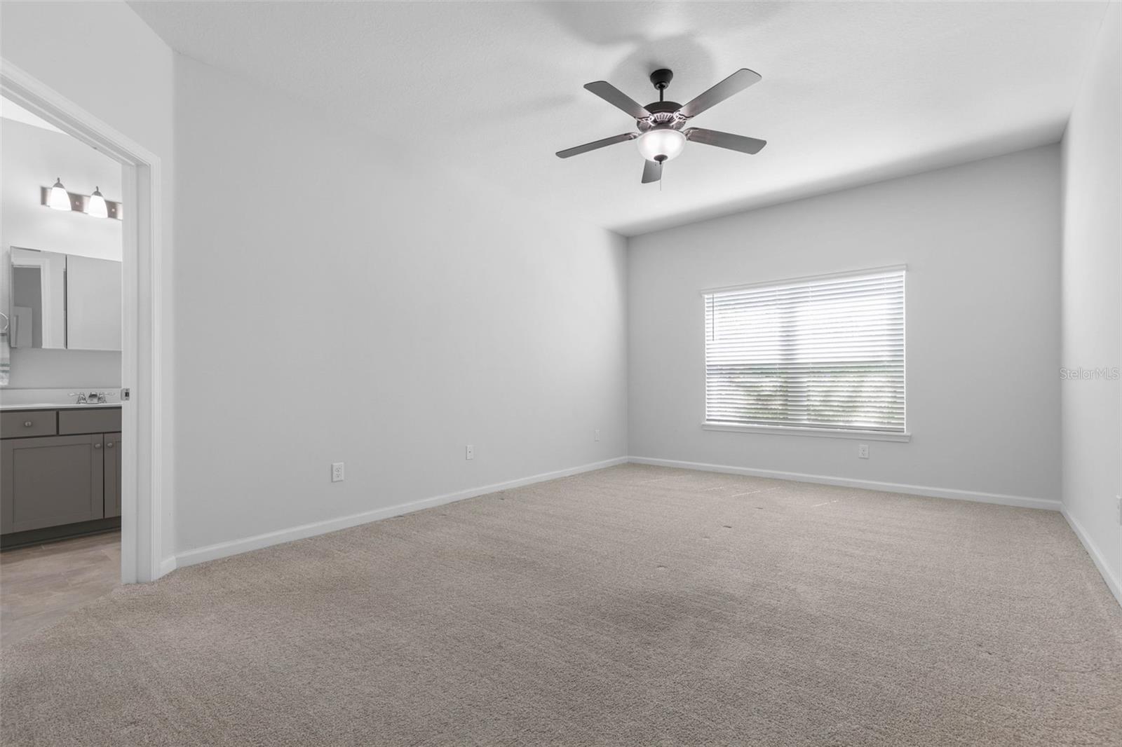 Image 16 of 62 For 504 Grand Landings Parkway