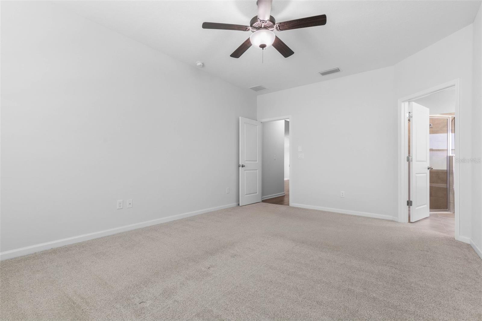 Image 18 of 62 For 504 Grand Landings Parkway