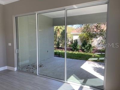 Image 18 of 21 For 7 Oasis Circle