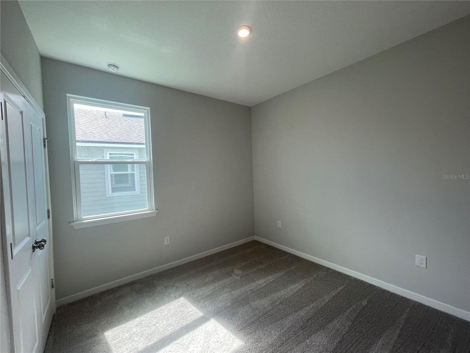 Image 9 of 41 For 219 Montgomery Court