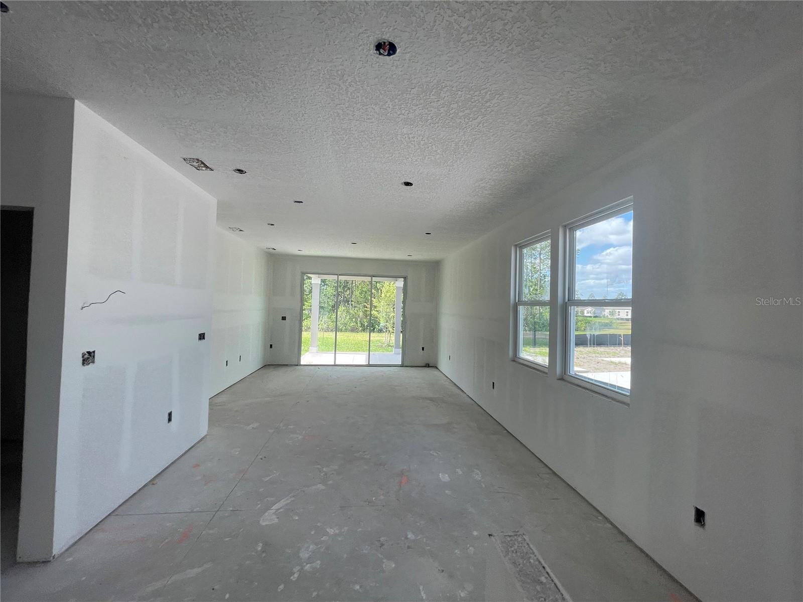 Image 12 of 35 For 223 Montgomery Court