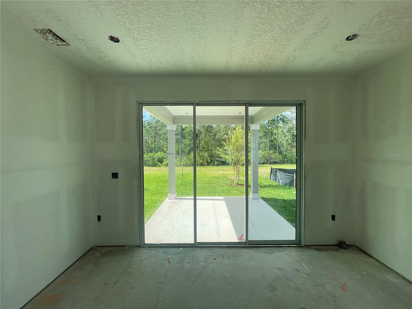 Image 18 of 35 For 223 Montgomery Court