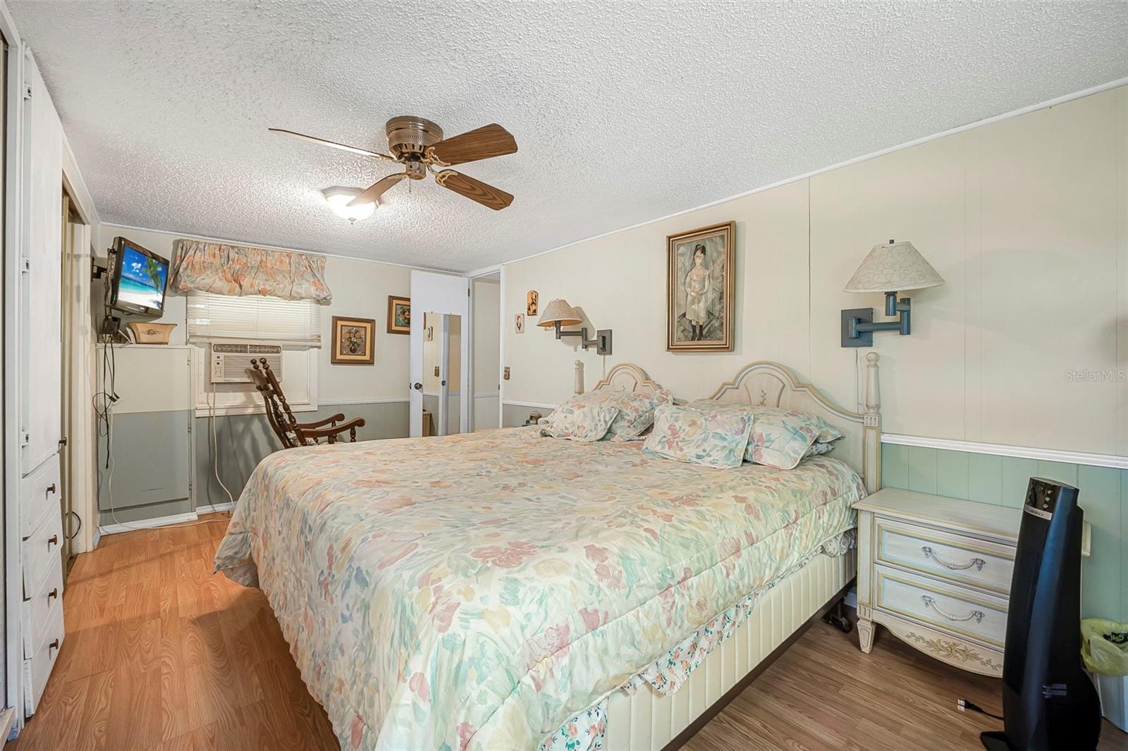 Image 14 of 33 For 24538 Wildhog Road