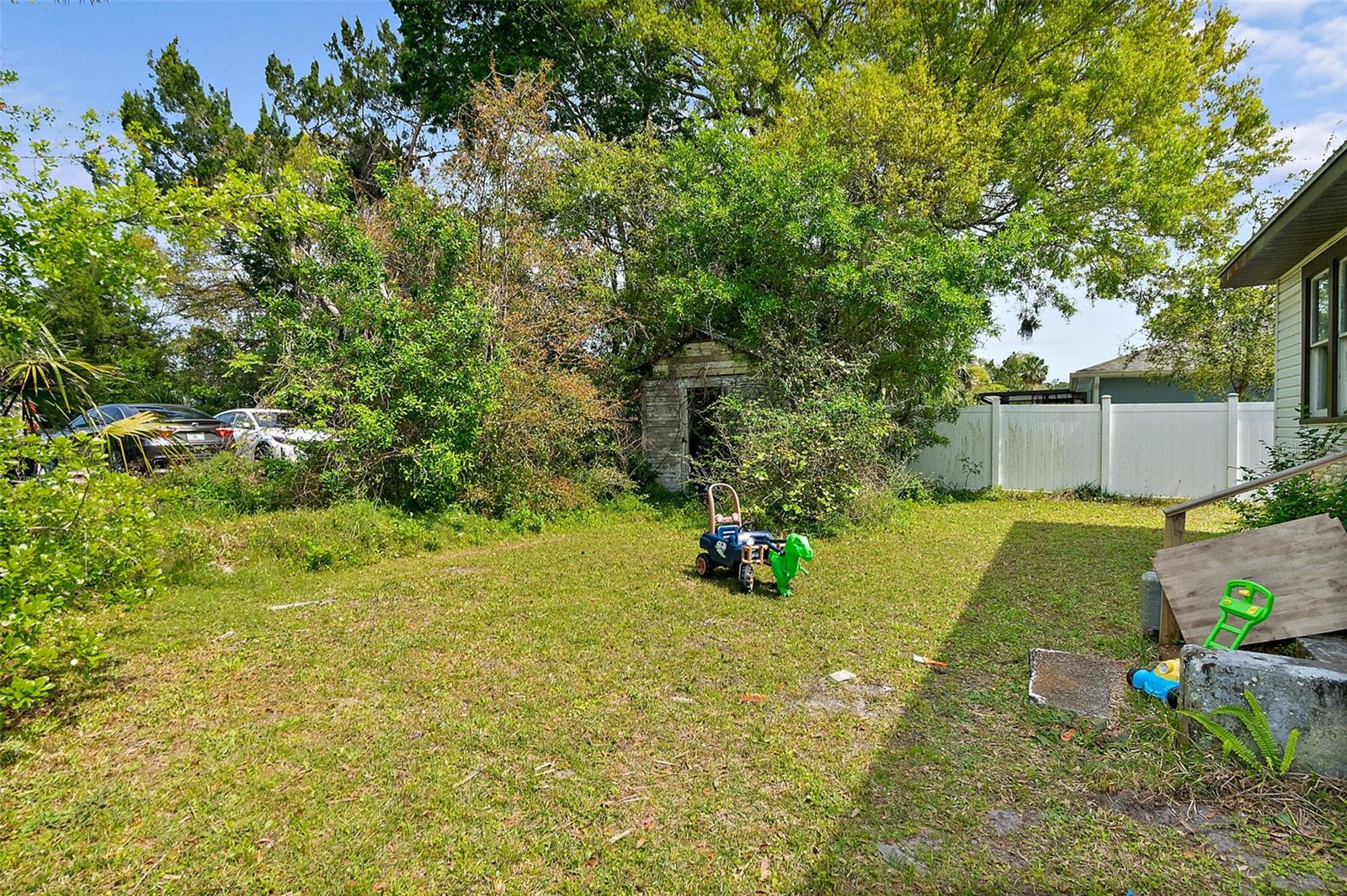 Image 21 of 29 For 228 Orange Street A