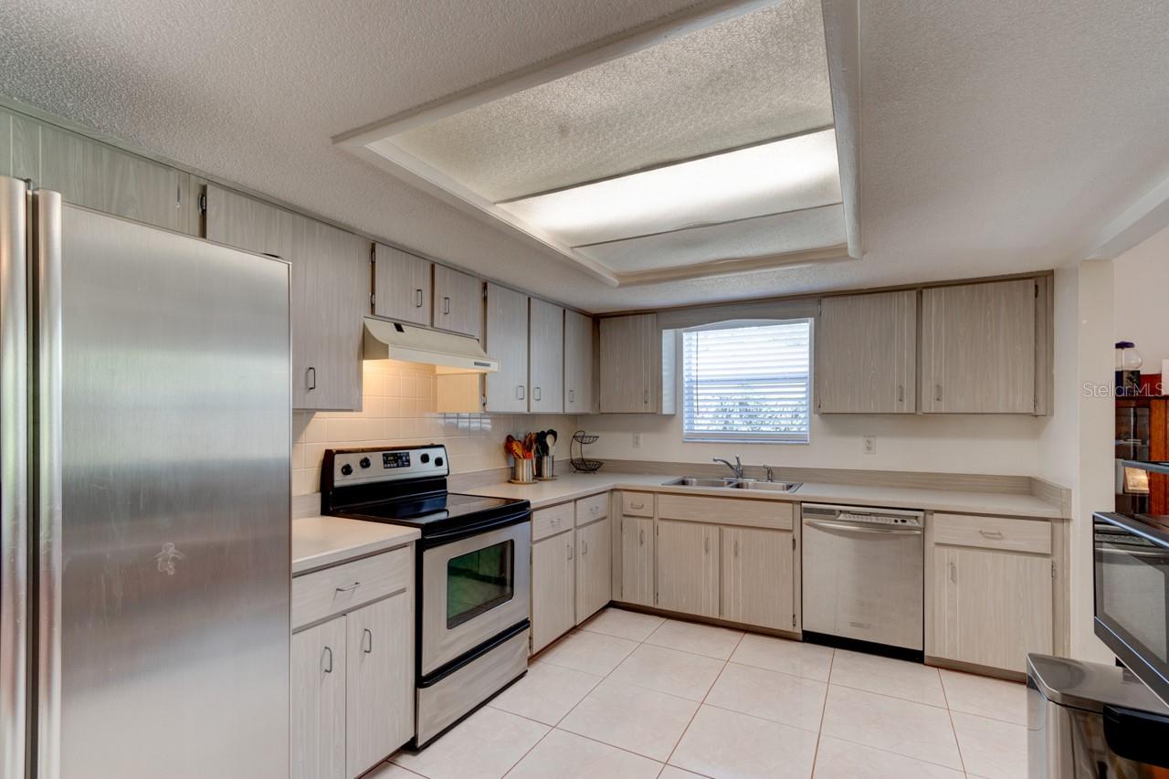 Image 11 of 25 For 3119 Mango Tree Drive