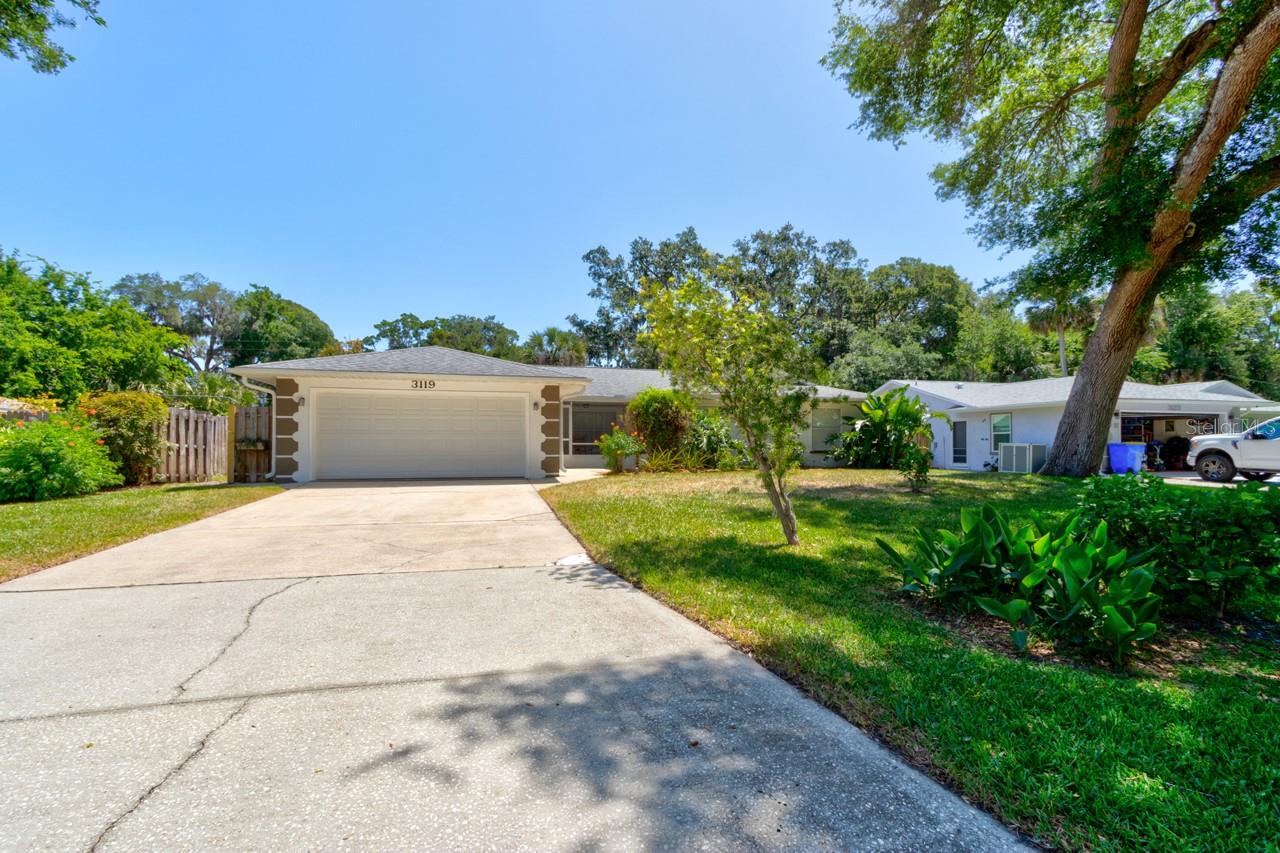 Image 2 of 25 For 3119 Mango Tree Drive