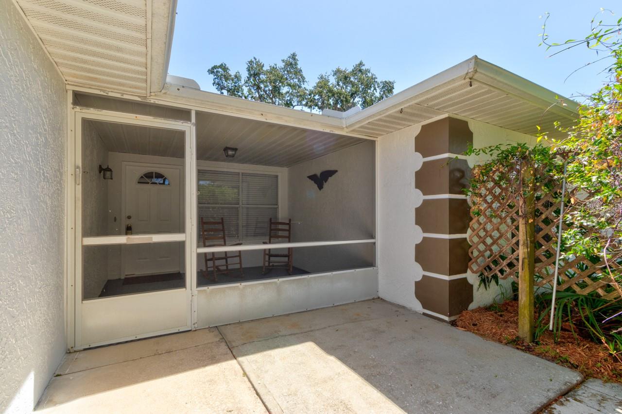 Image 4 of 25 For 3119 Mango Tree Drive