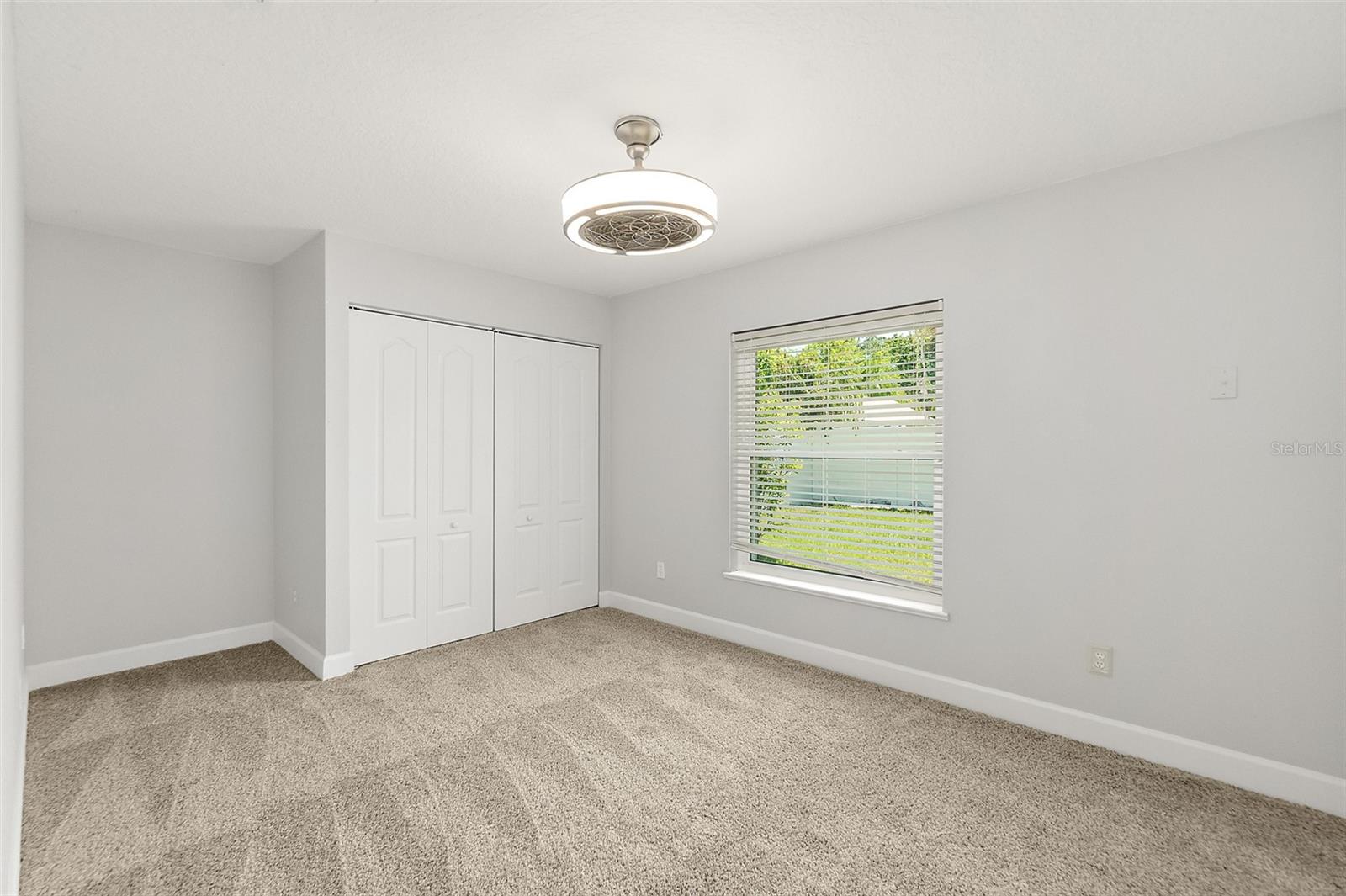 Image 19 of 32 For 23 Essington Lane