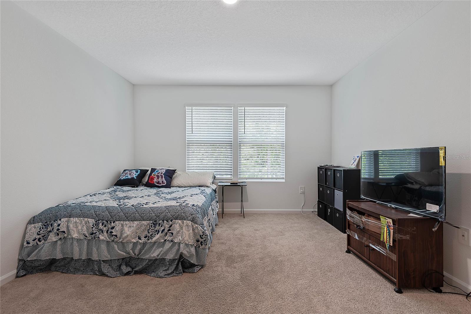 Image 18 of 33 For 309 Redbud Road