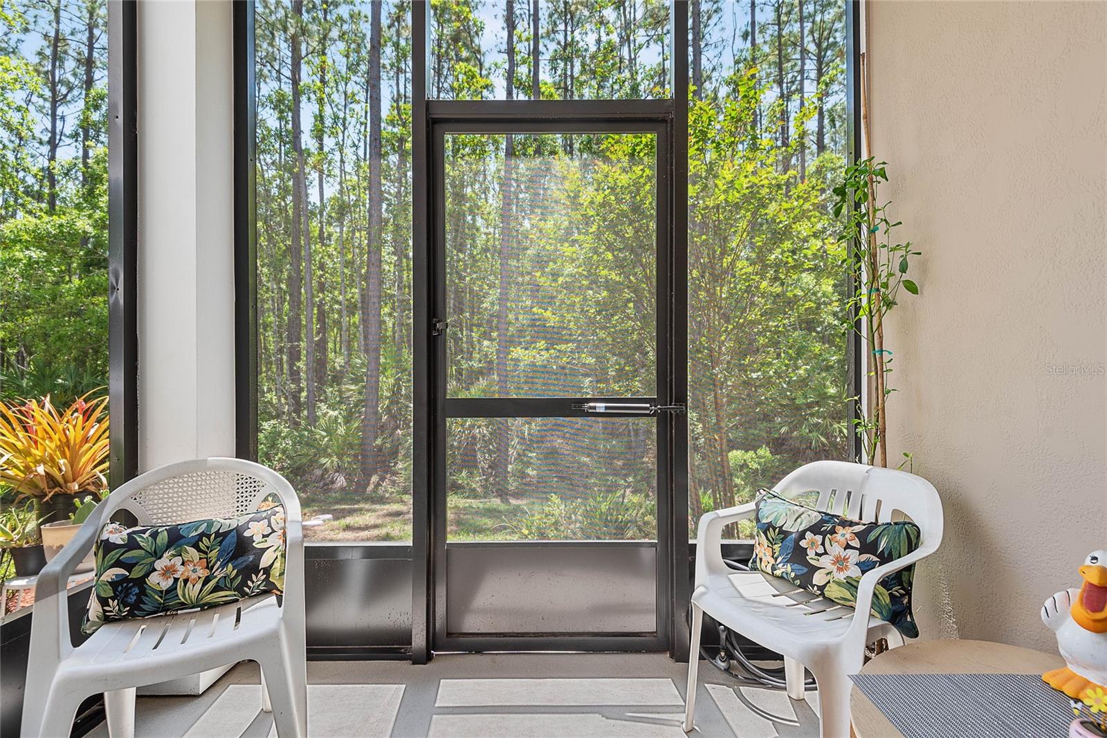 Image 4 of 33 For 309 Redbud Road