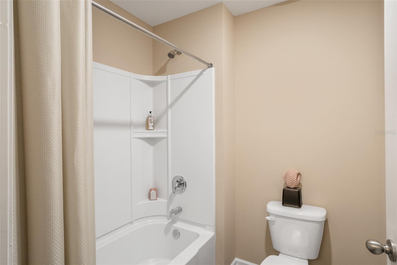 Image 26 of 41 For 64 Springwood Drive