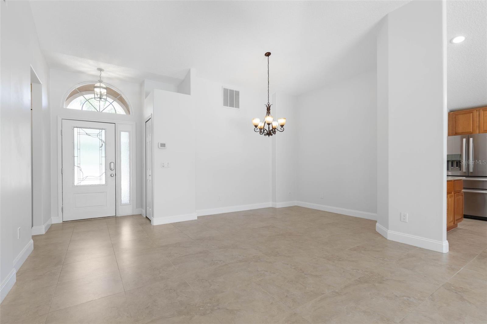 Image 15 of 70 For 6 Crossleaf Court E