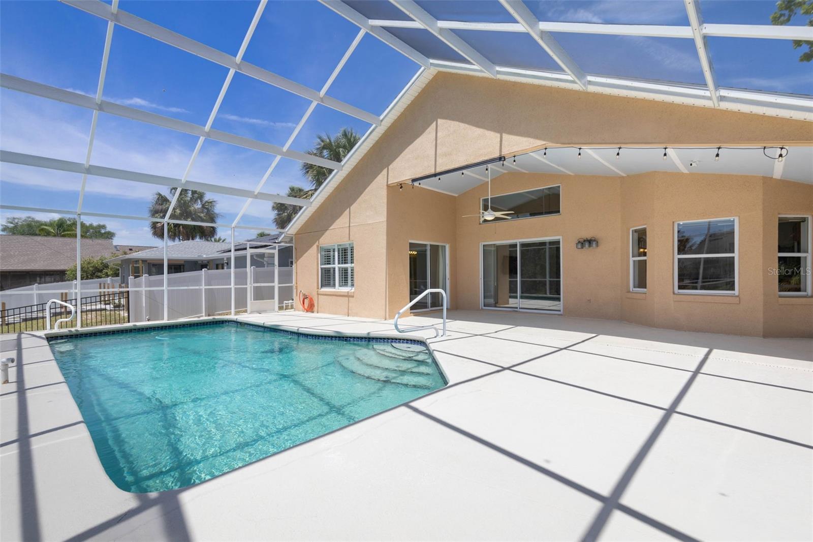 Image 27 of 70 For 6 Crossleaf Court E
