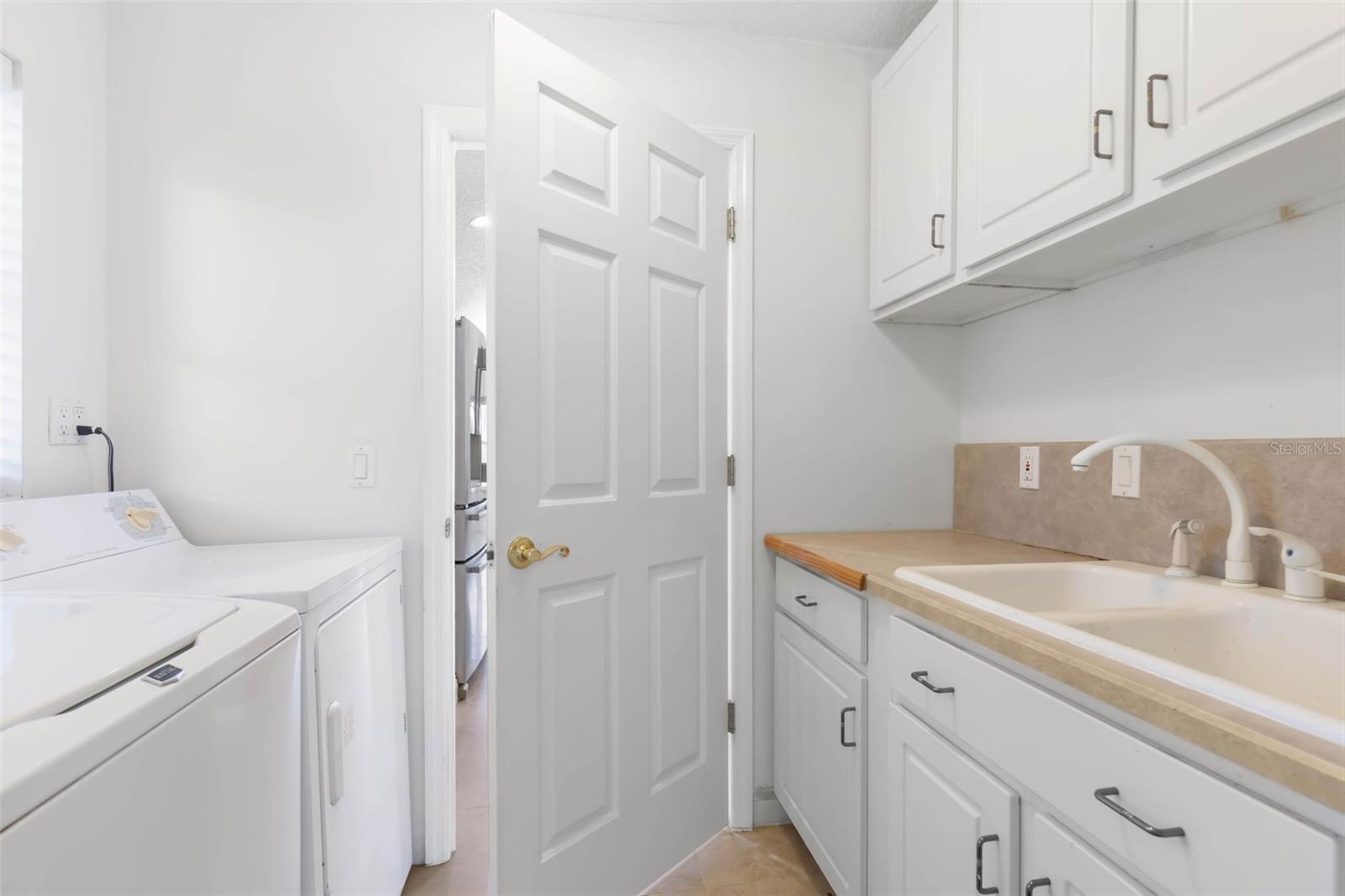 Image 50 of 70 For 6 Crossleaf Court E