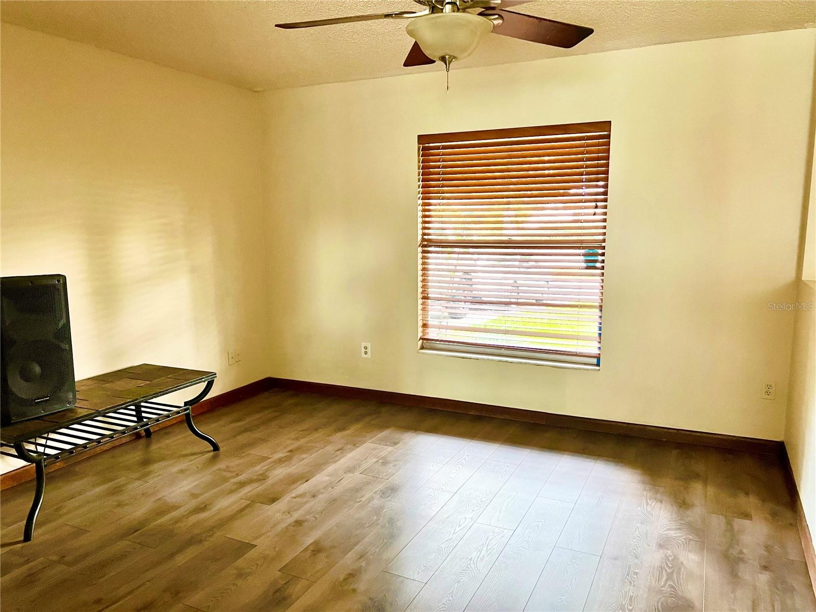Image 11 of 23 For 601 Tall Pine Terrace