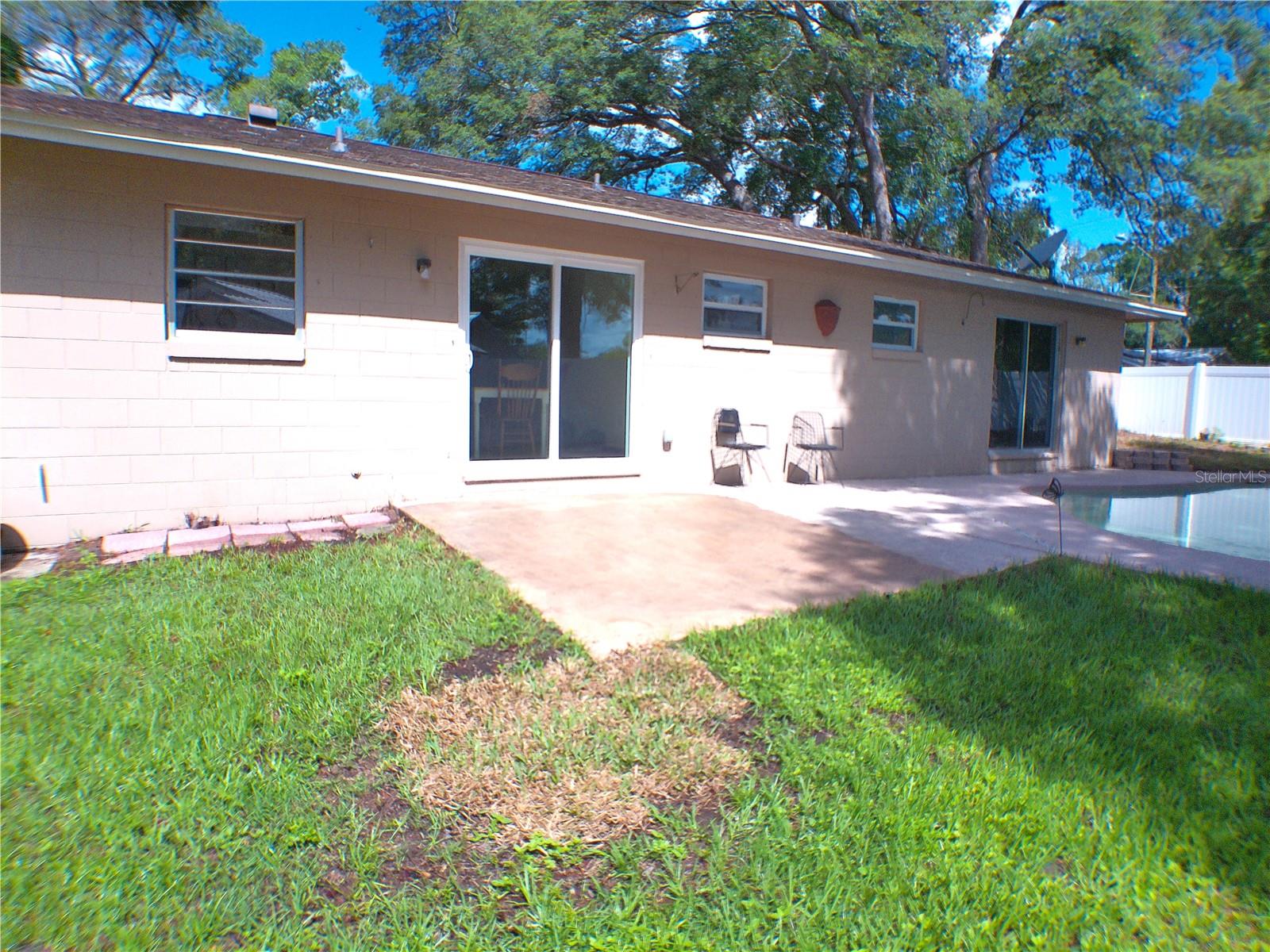 Image 6 of 23 For 601 Tall Pine Terrace
