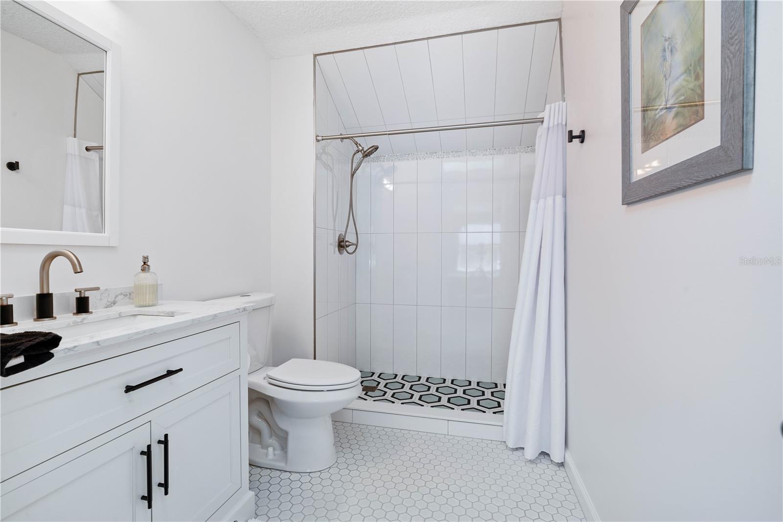 Image 33 of 43 For 348 Palmas Circle