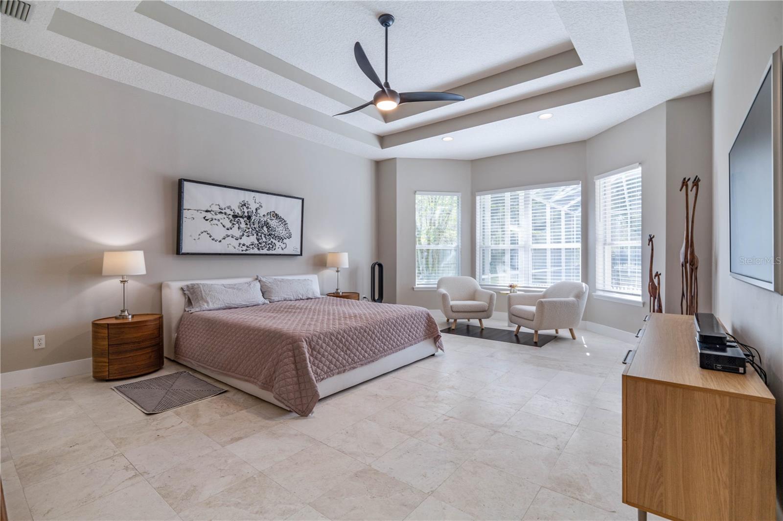 Image 4 of 43 For 348 Palmas Circle