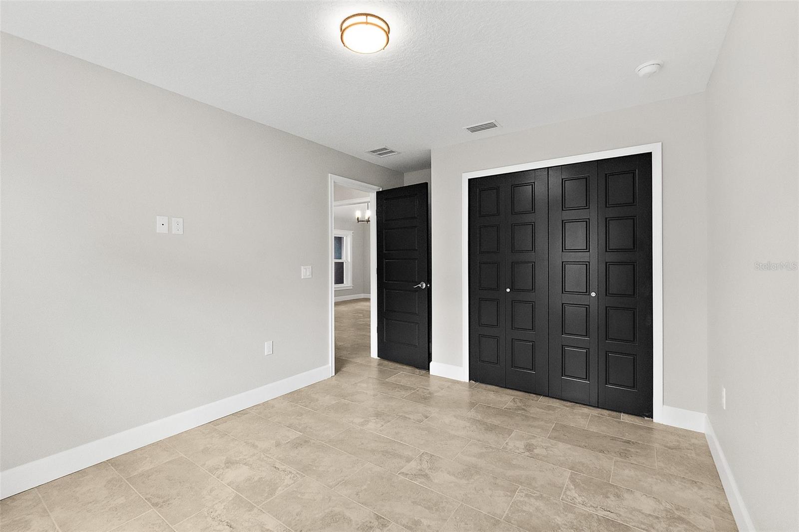 Image 18 of 26 For 86 Laramie Drive B