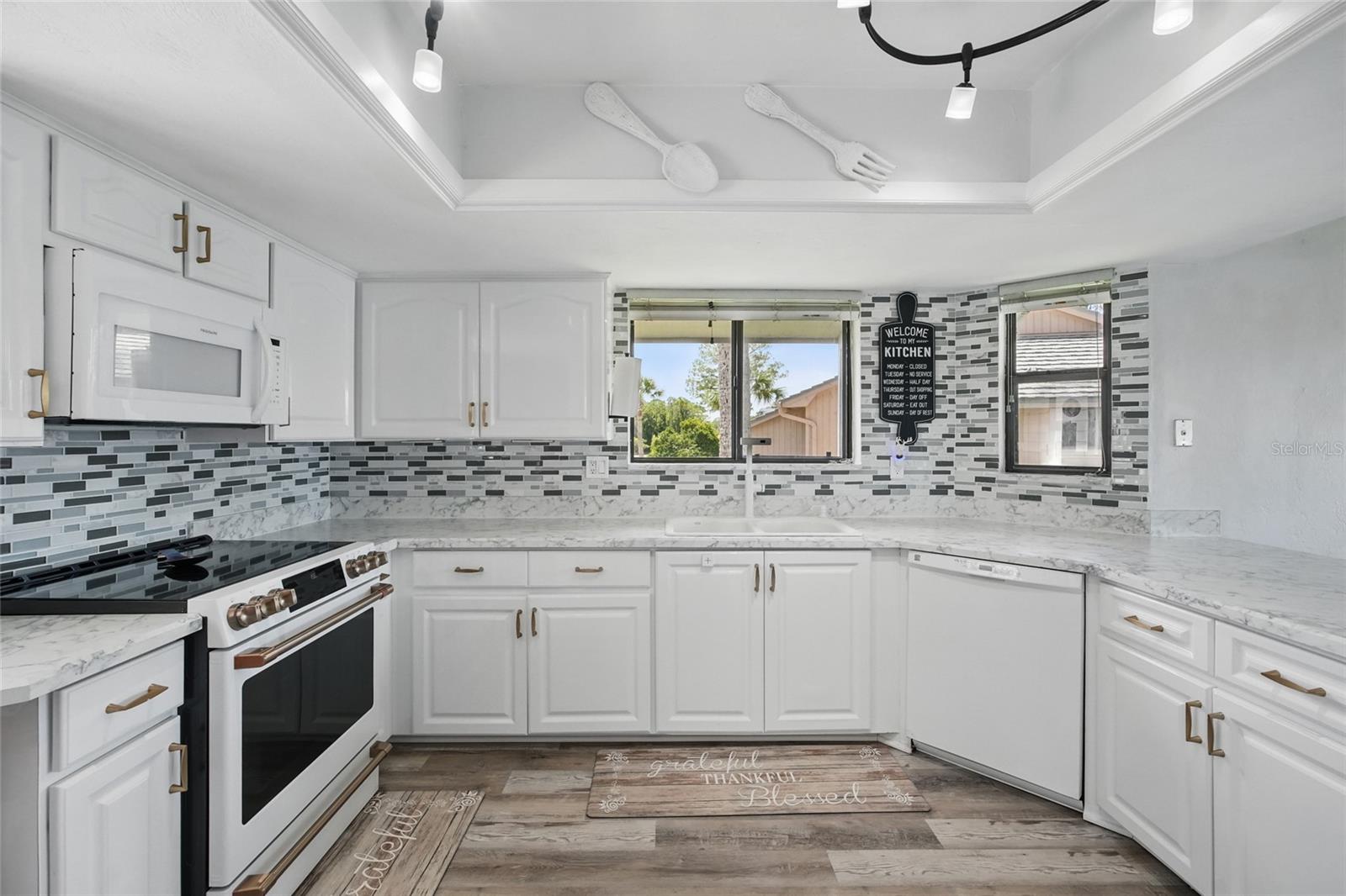 Image 14 of 33 For 129 Golden Eye Drive C