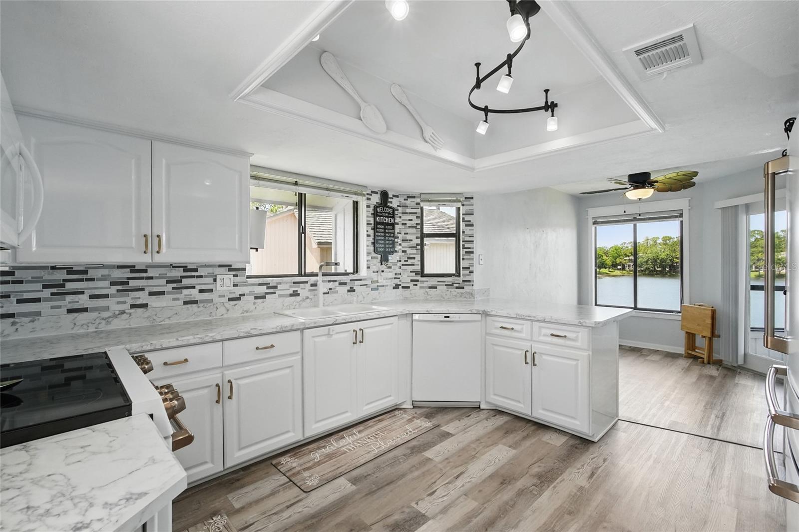 Image 15 of 33 For 129 Golden Eye Drive C