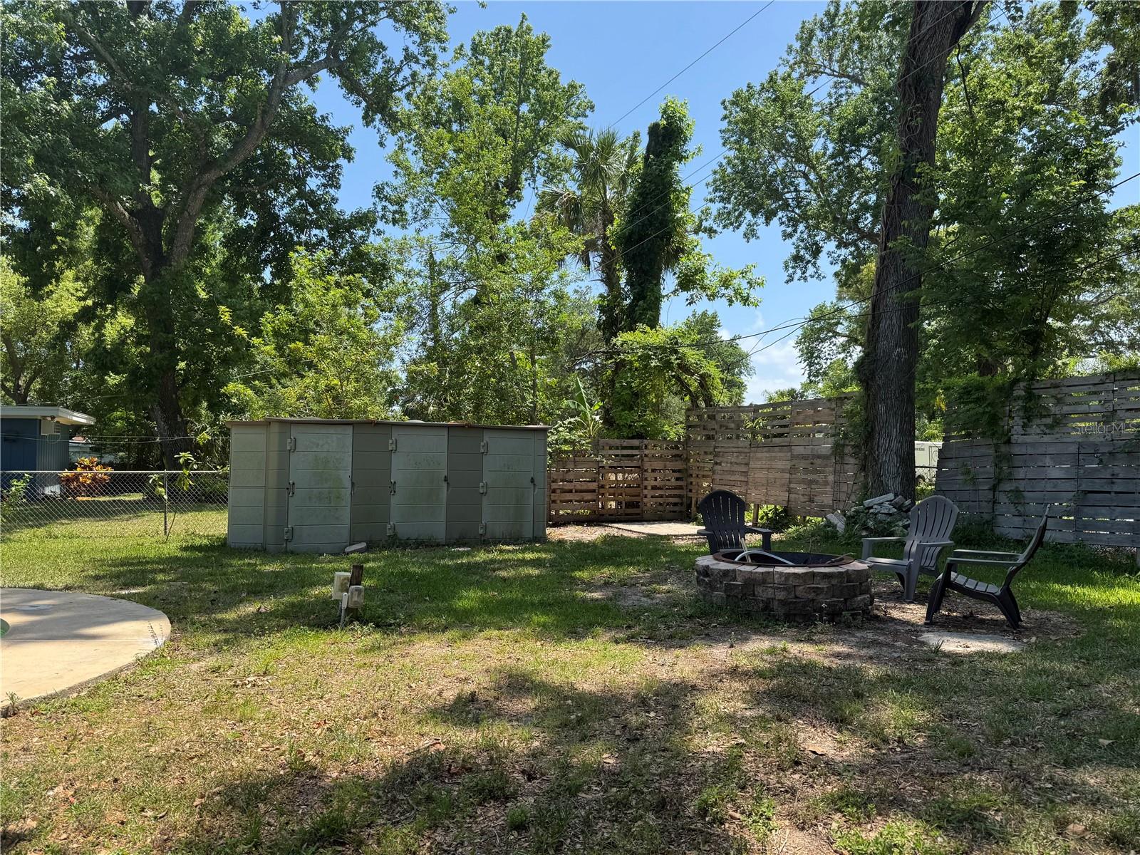 Image 9 of 15 For 127 Mason Park Drive