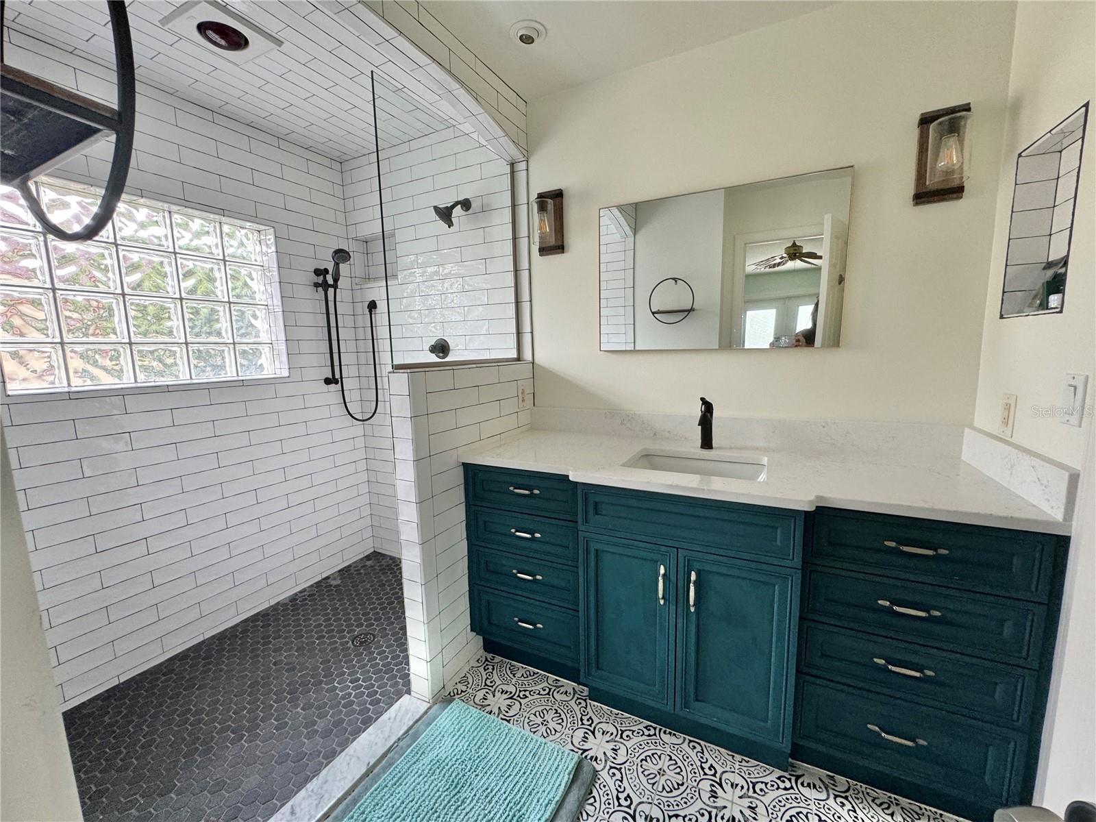 Image 22 of 54 For 27 San Rafael Court