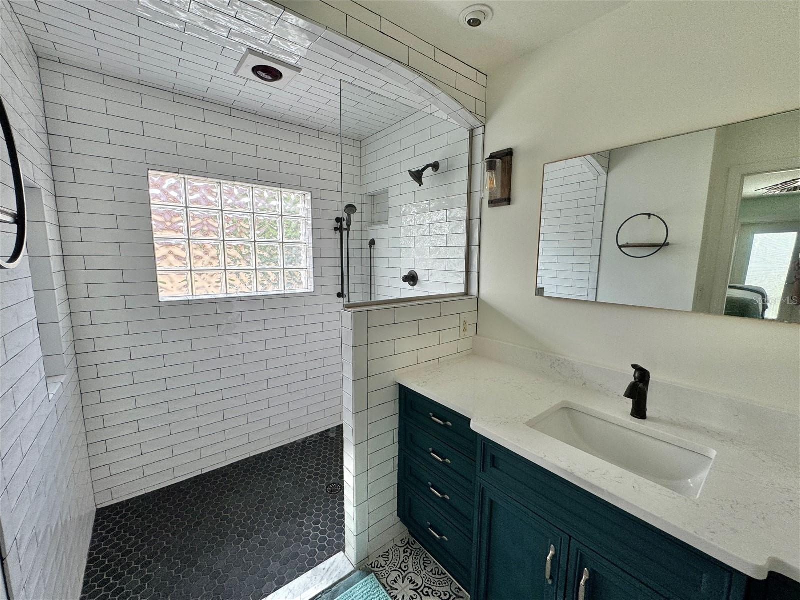 Image 24 of 54 For 27 San Rafael Court