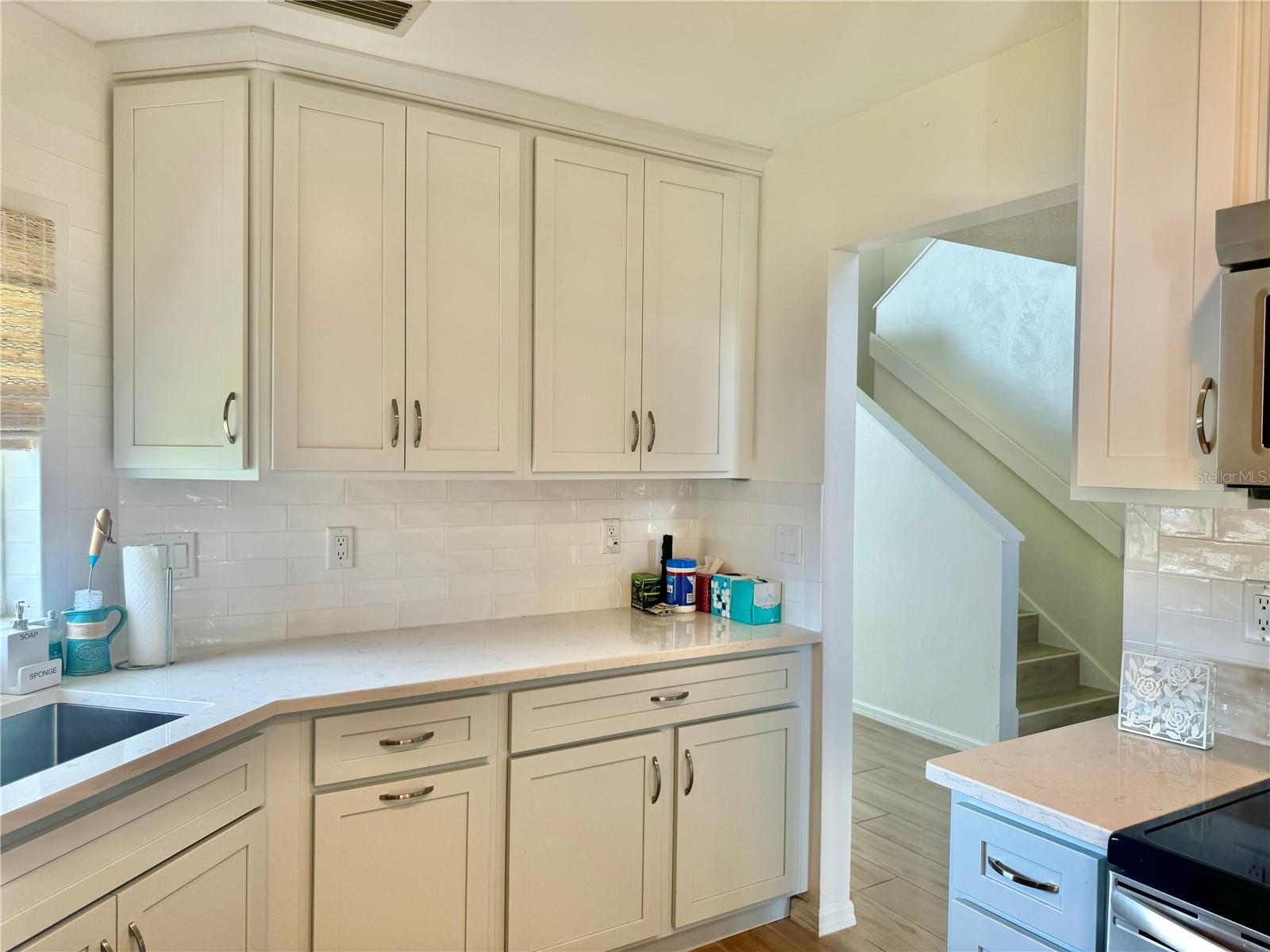 Image 40 of 54 For 27 San Rafael Court
