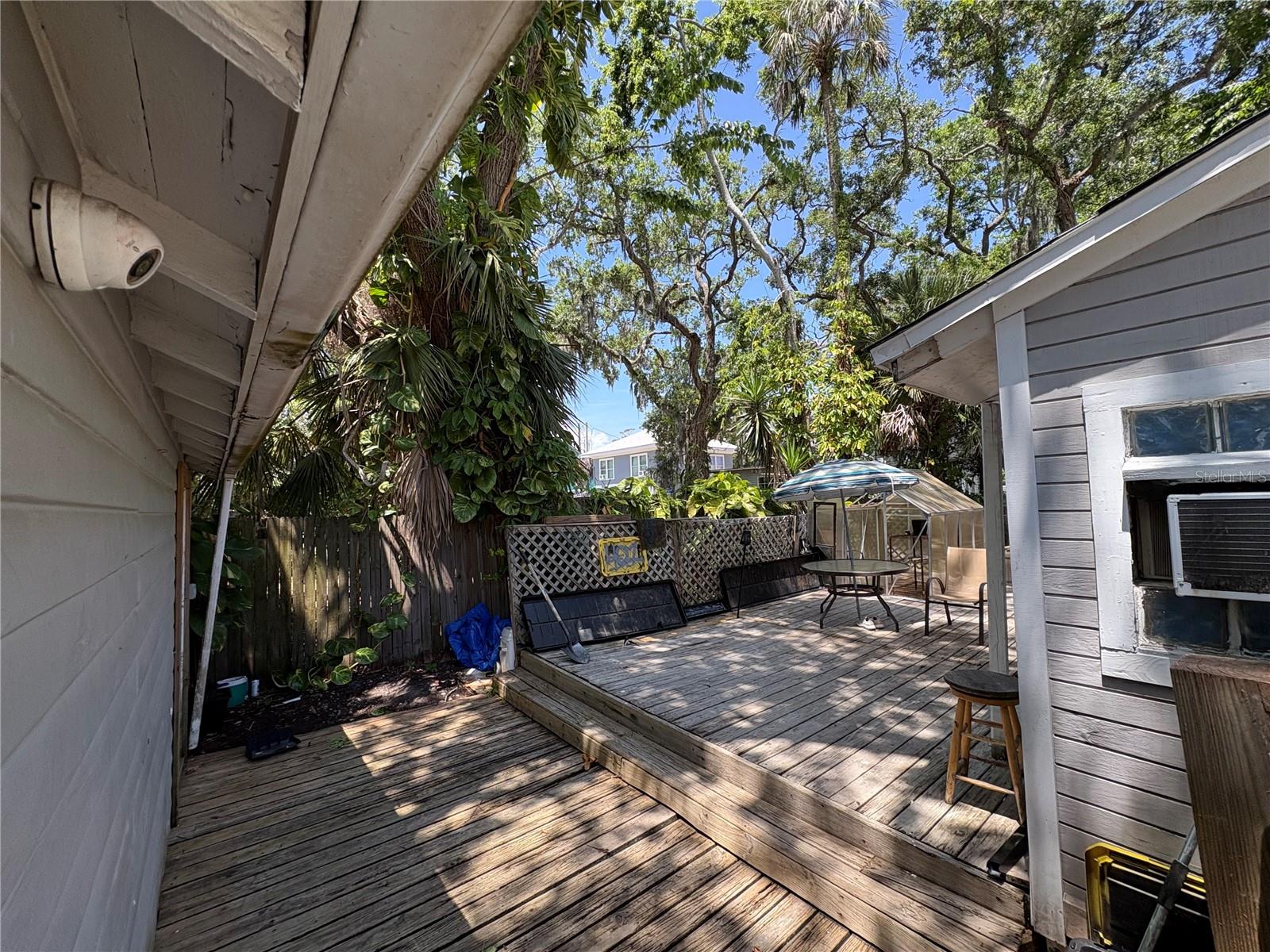 Image 12 of 13 For 808 Beach Street