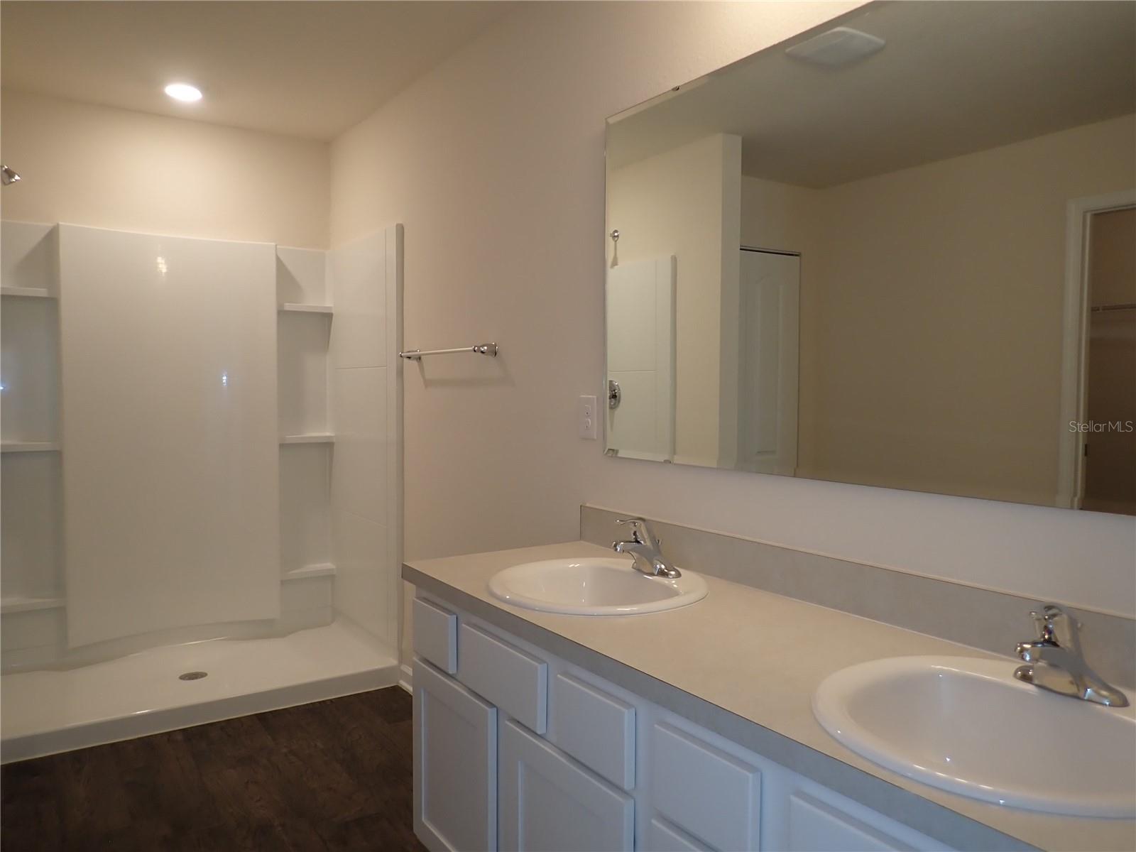 Image 19 of 40 For 774 Grand Reserve Drive