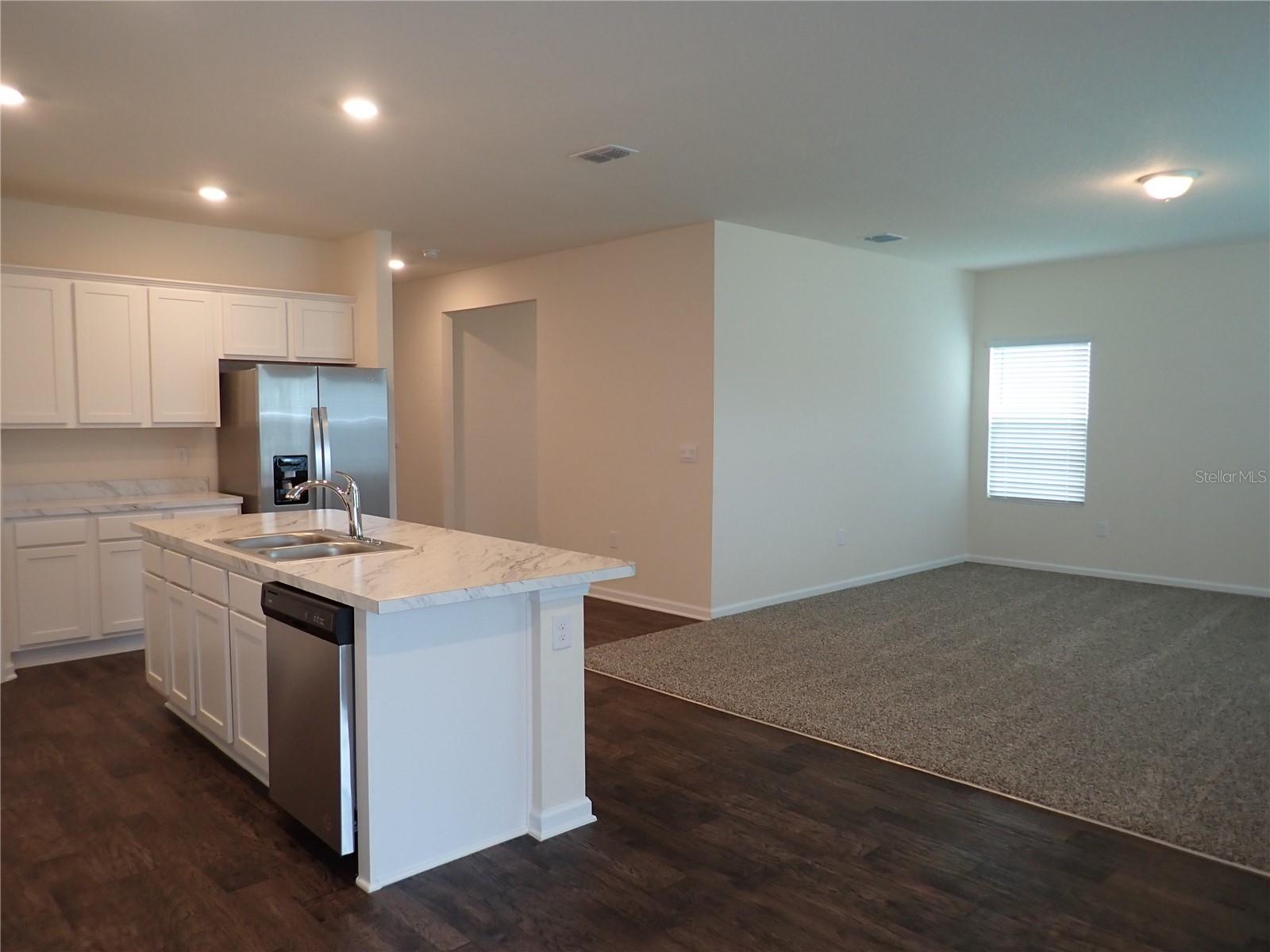 Image 7 of 40 For 774 Grand Reserve Drive