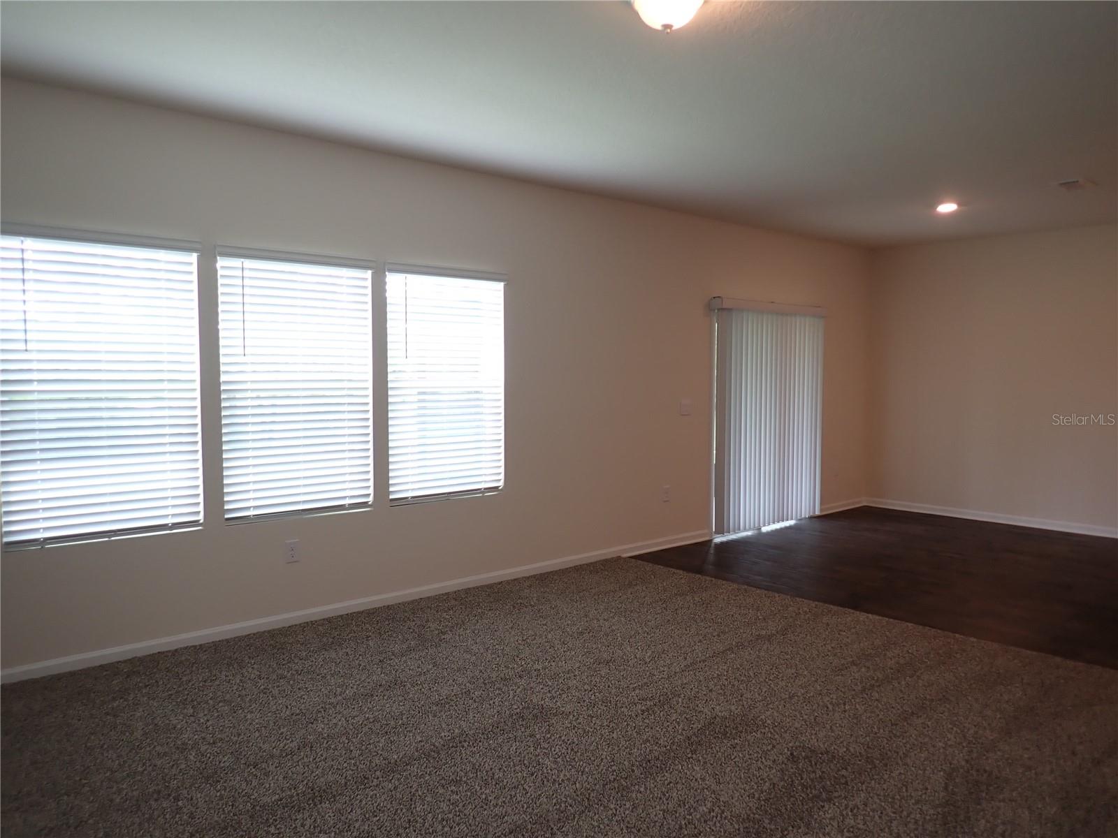 Image 8 of 40 For 774 Grand Reserve Drive