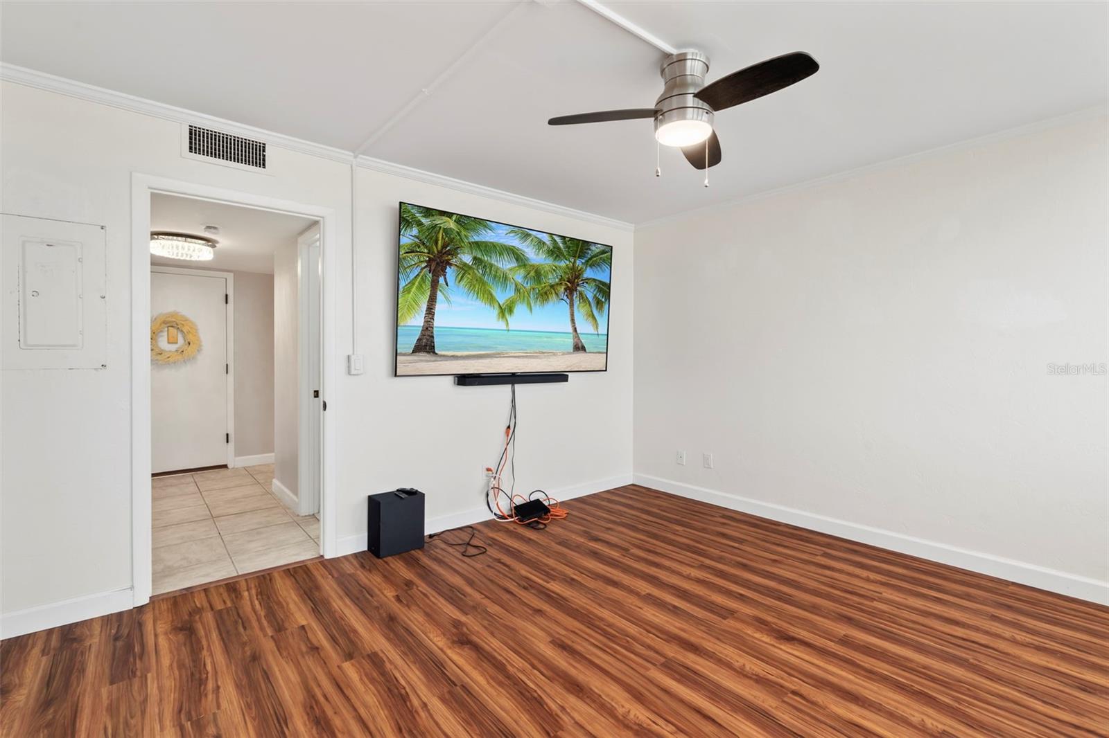 Image 15 of 61 For 3580 Ocean Shore Boulevard 505