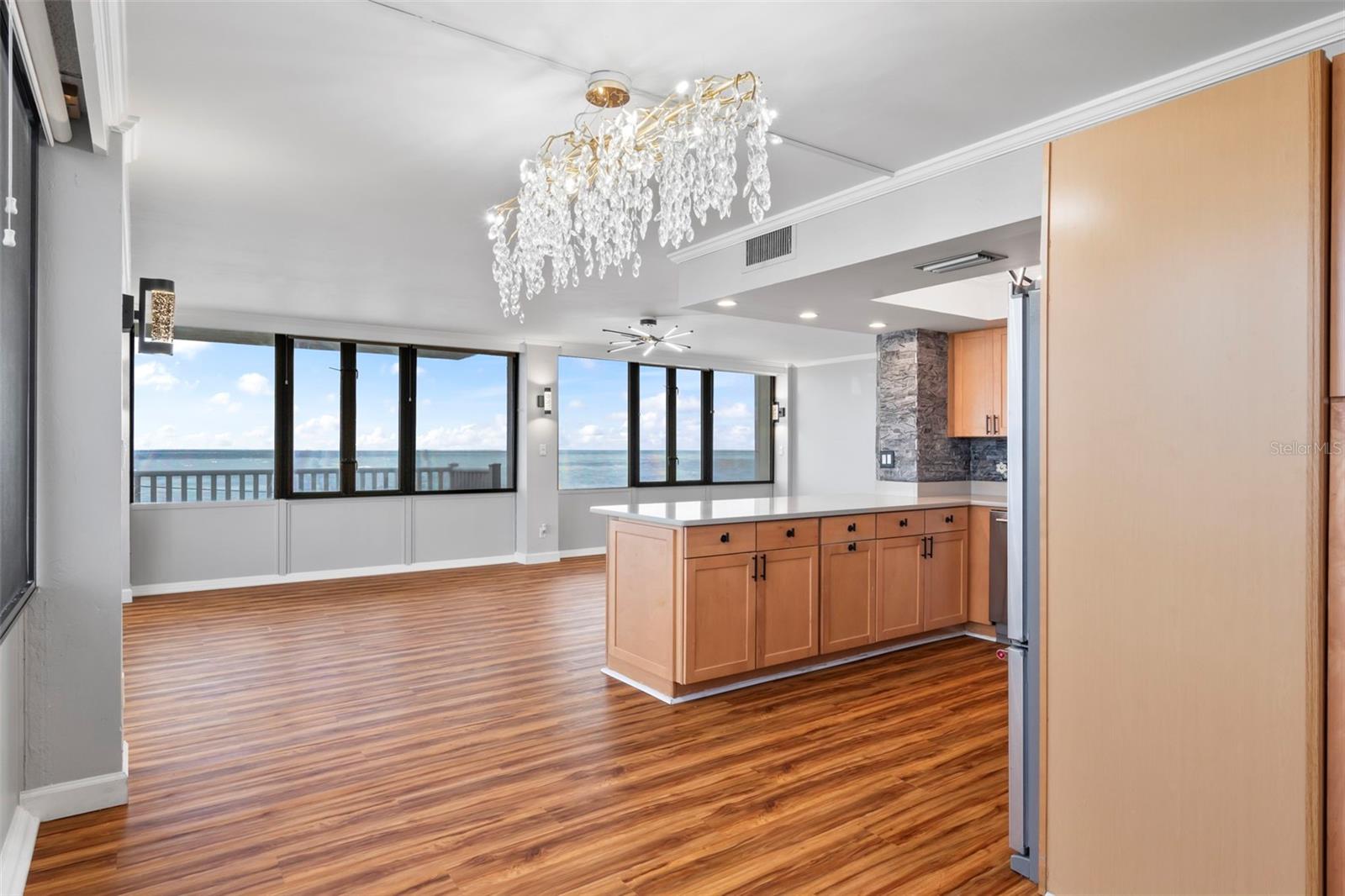 Image 23 of 61 For 3580 Ocean Shore Boulevard 505
