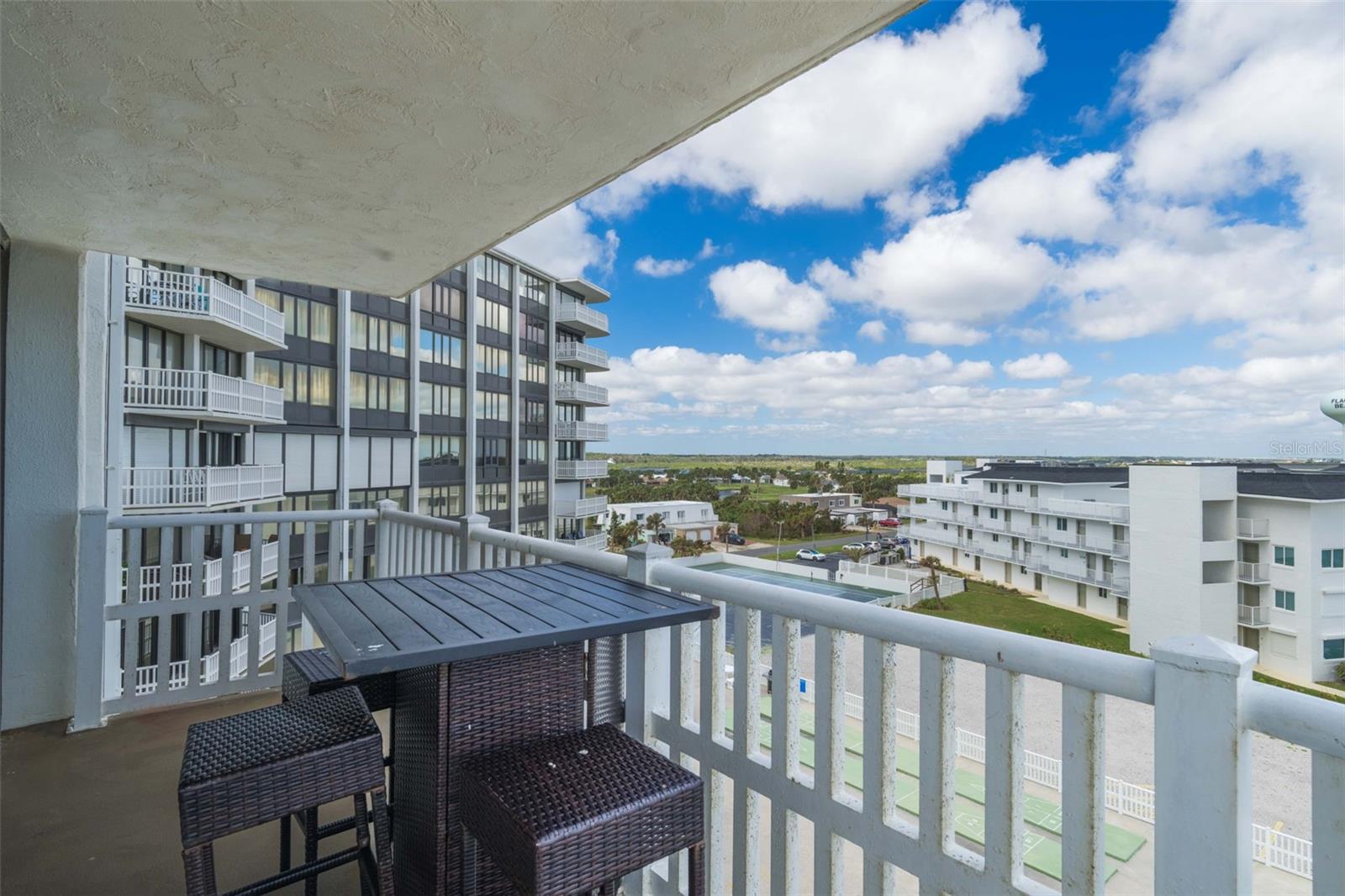 Image 38 of 61 For 3580 Ocean Shore Boulevard 505