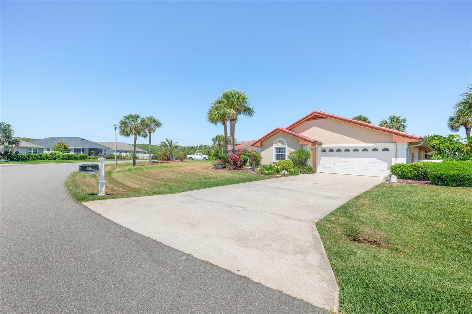 Image 12 of 92 For 22 San Carlos Drive