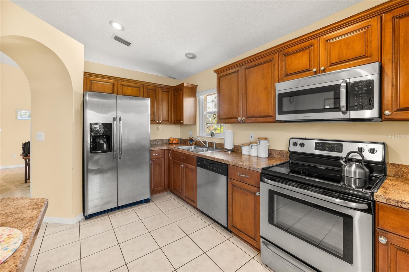 Image 22 of 92 For 22 San Carlos Drive