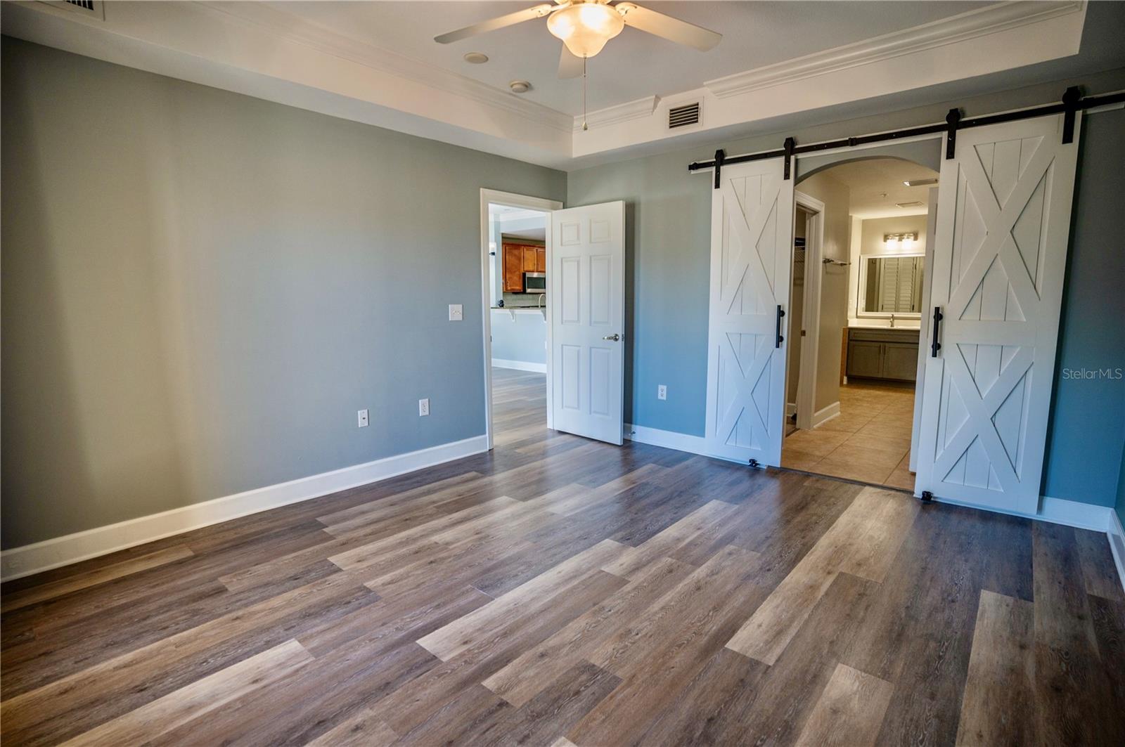 Image 11 of 28 For 200 Bella Harbor Court 109